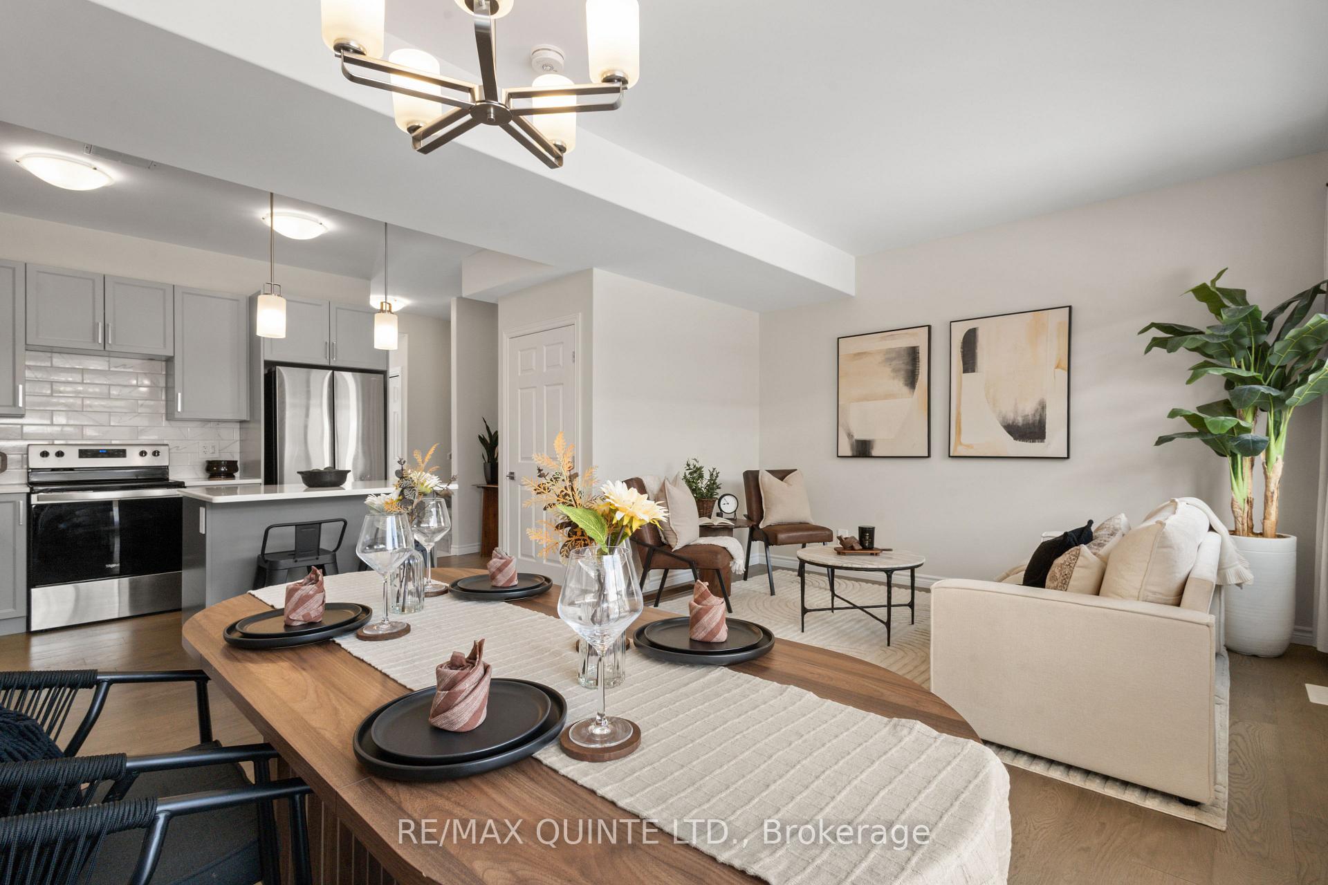 Photo 21 of 12 Otonabee Street, Belleville, Thurlow Ward — HOMEH
