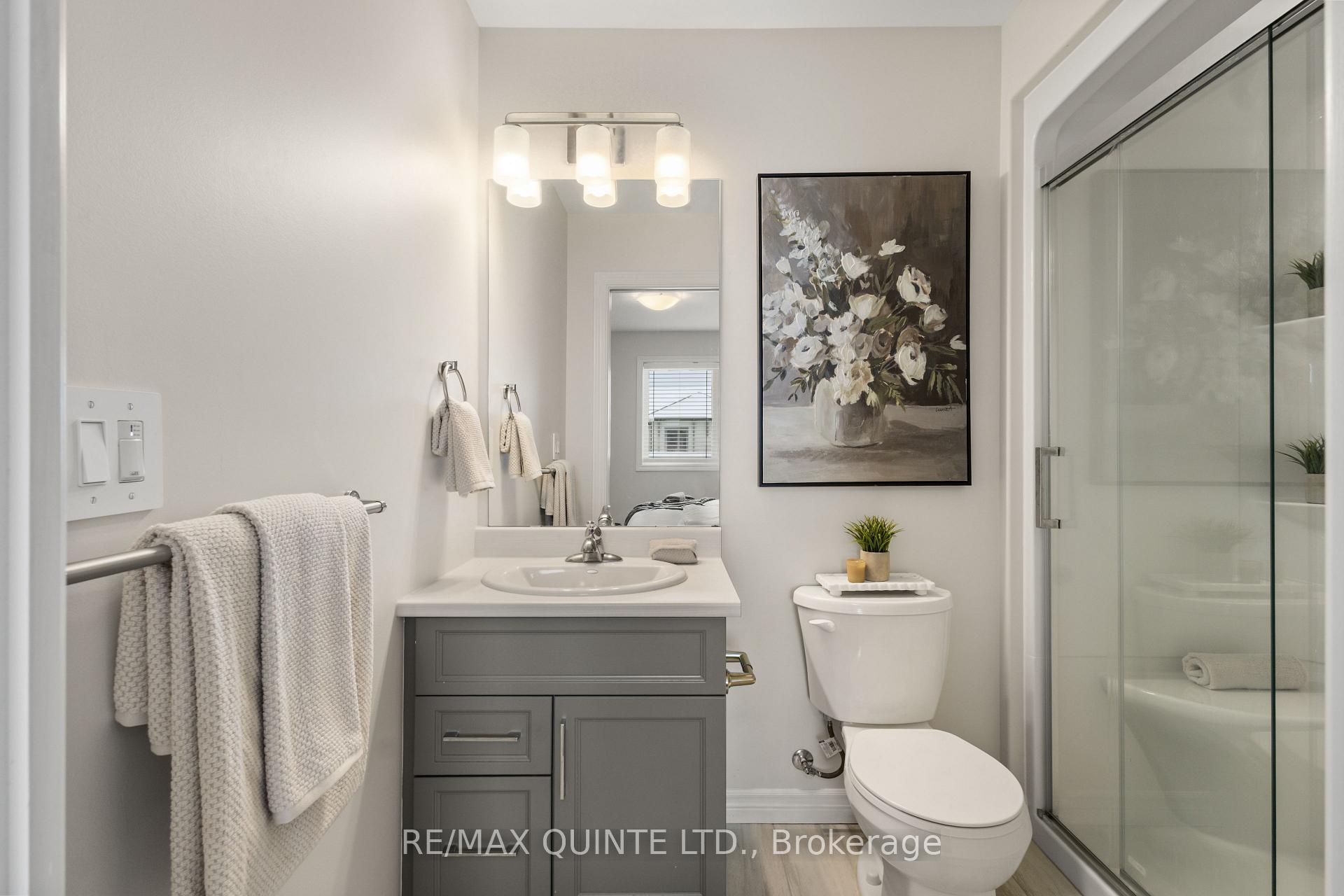 Photo 36 of 12 Otonabee Street, Belleville, Thurlow Ward — HOMEH