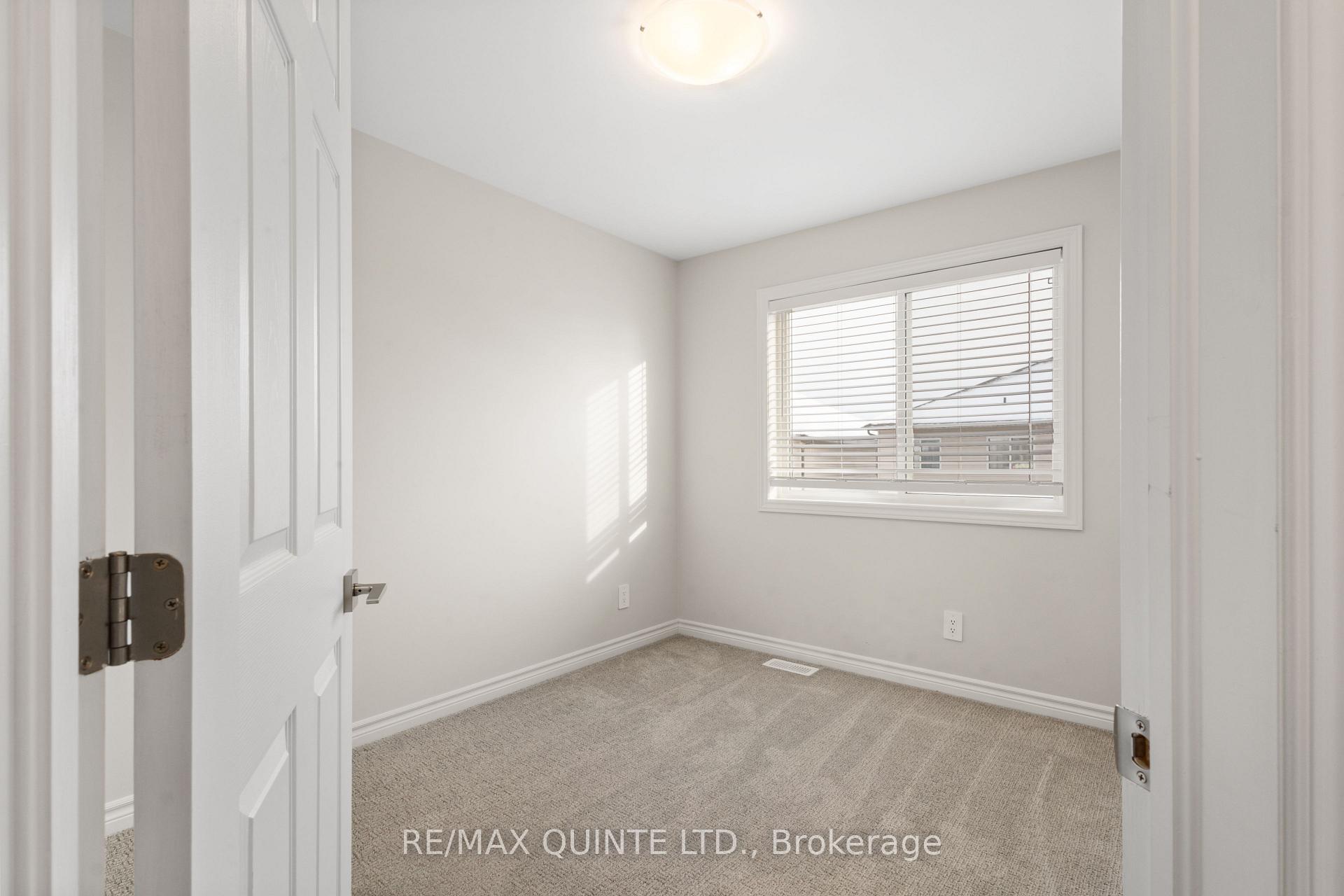 Photo 37 of 12 Otonabee Street, Belleville, Thurlow Ward — HOMEH