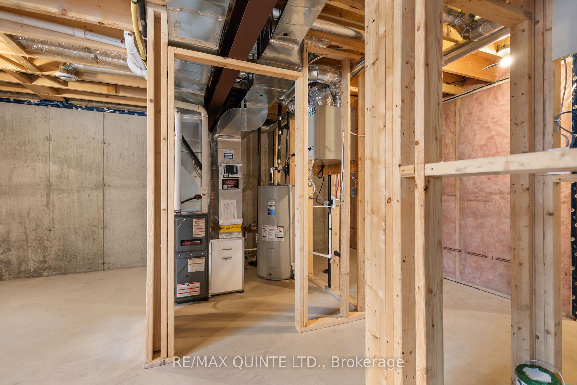 Photo 47 of 12 Otonabee Street, Belleville, Thurlow Ward — HOMEH