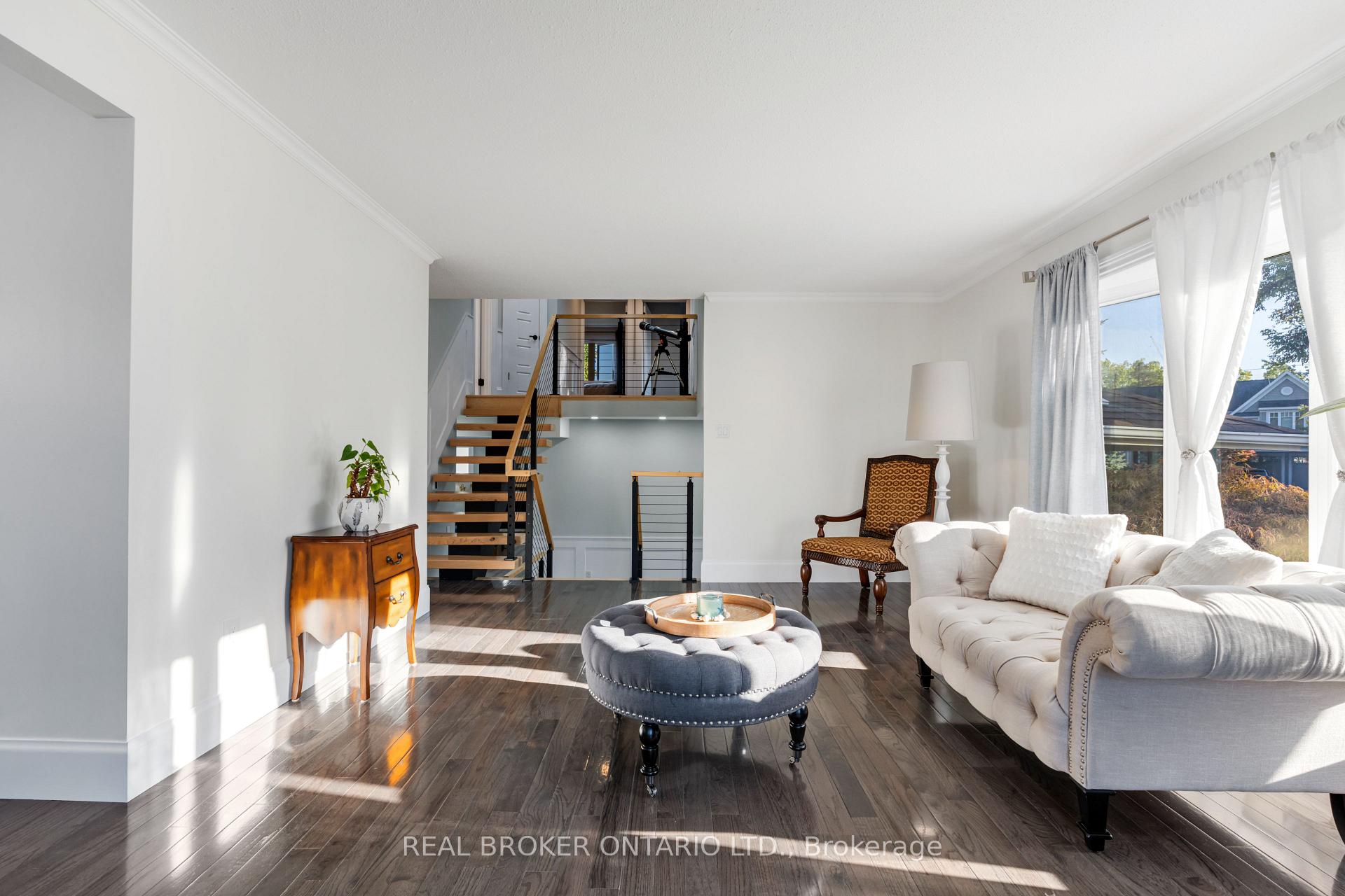 Photo 12 of 13 Pine Tree Crescent, Brampton, Brampton East — HOMEH