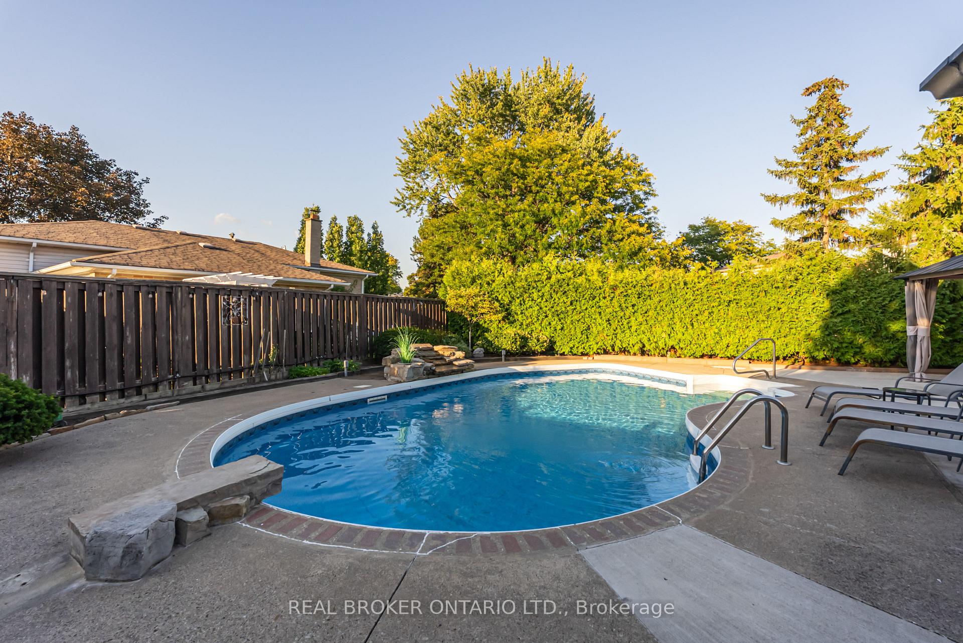 Photo 41 of 13 Pine Tree Crescent, Brampton, Brampton East — HOMEH