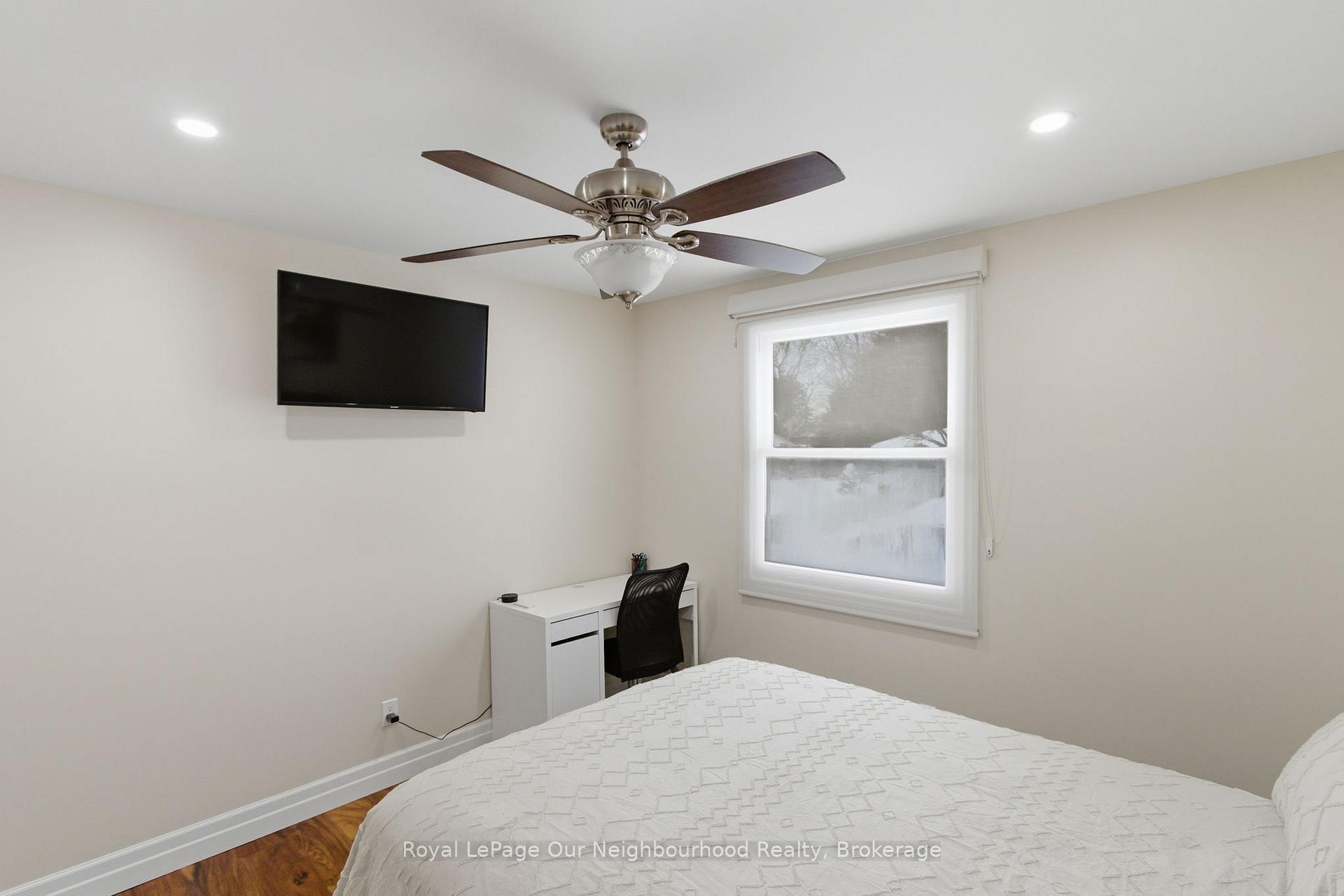 Photo 18 of 181 McMaster Drive, London, South M — HOMEH