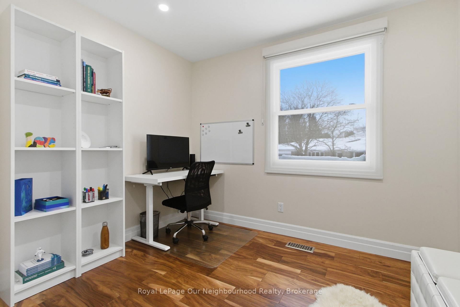 Photo 20 of 181 McMaster Drive, London, South M — HOMEH