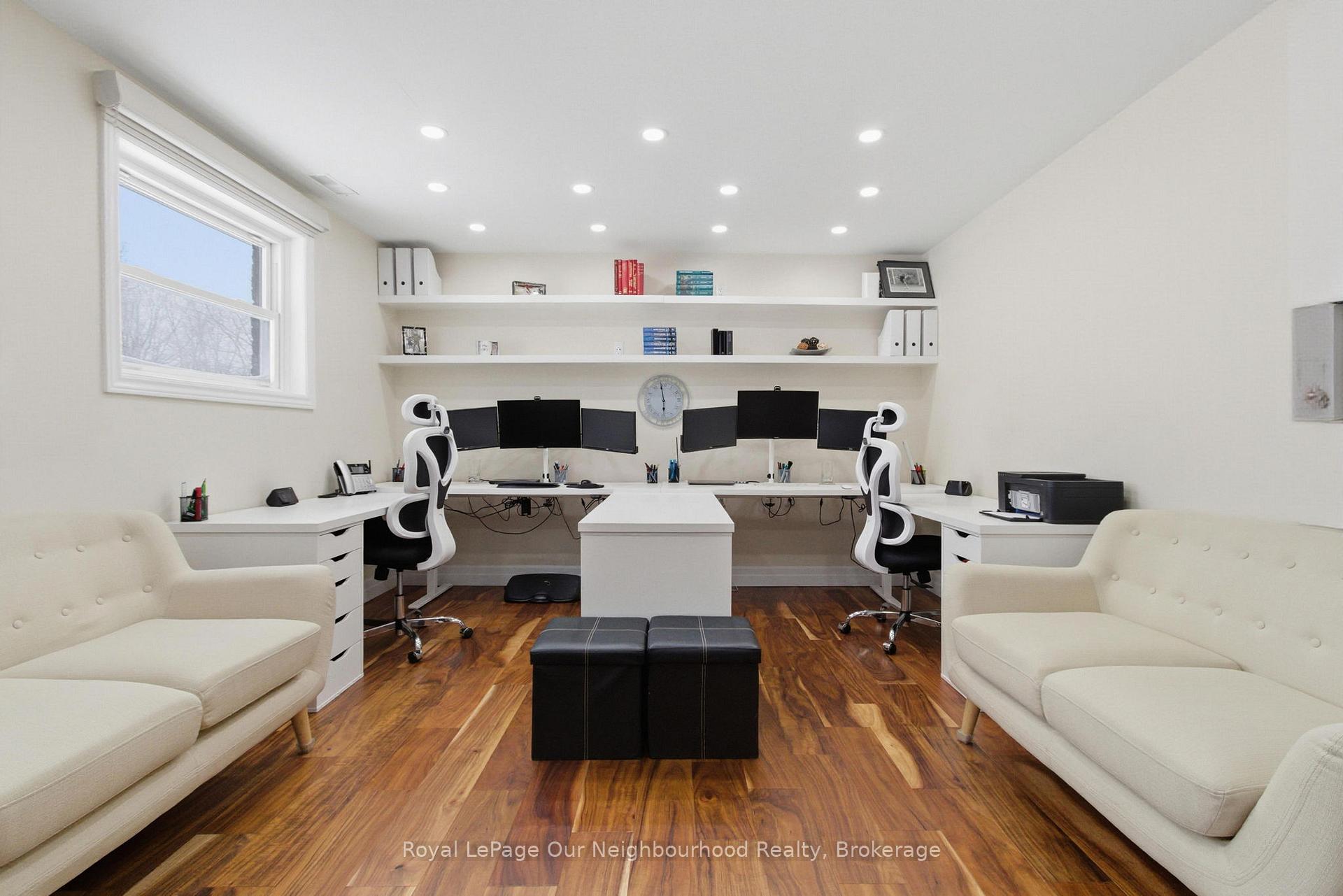 Photo 23 of 181 McMaster Drive, London, South M — HOMEH