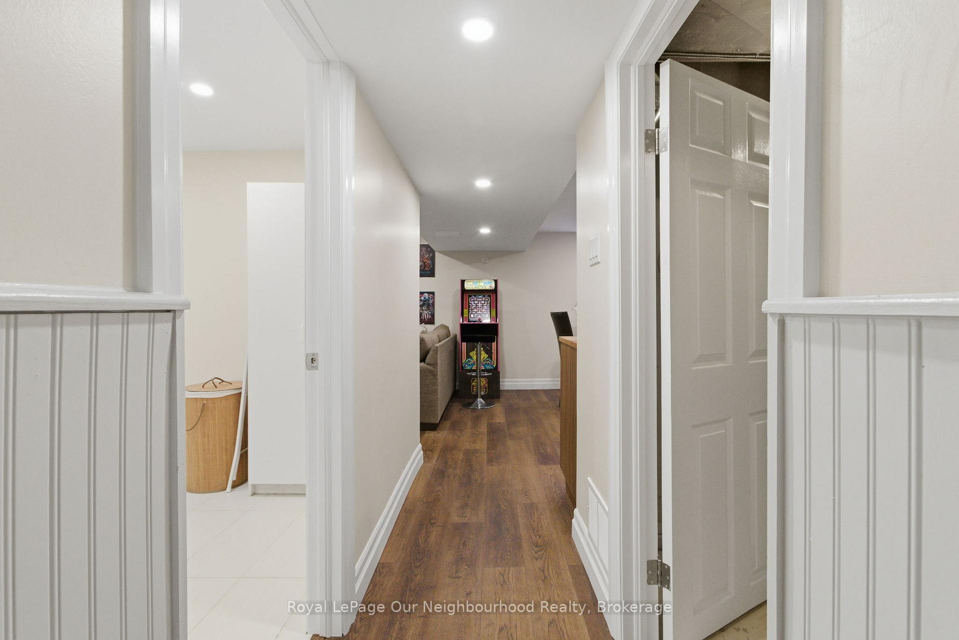 Photo 28 of 181 McMaster Drive, London, South M — HOMEH
