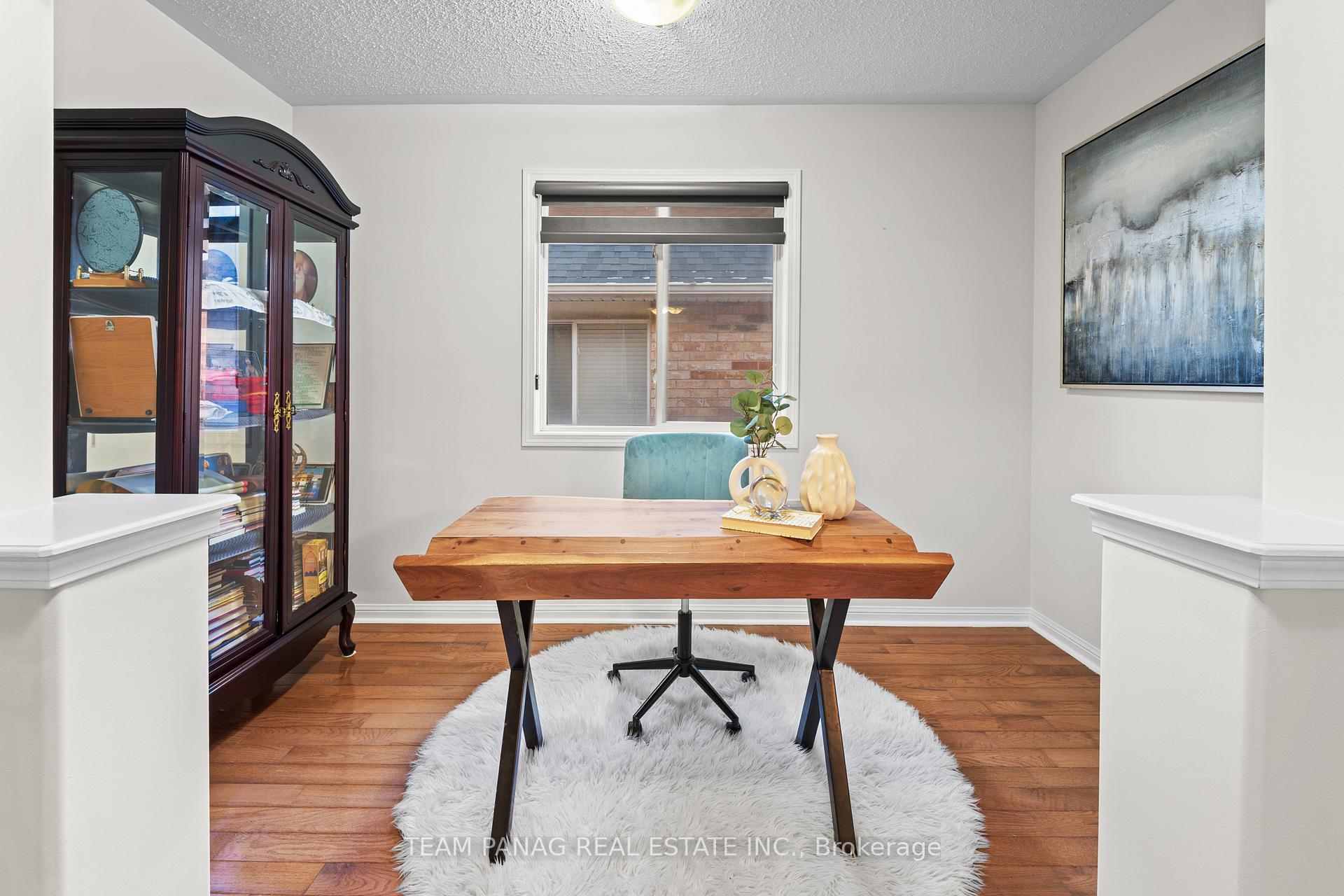 Photo 21 of 10 Crystalhill Drive, Brampton, Vales of Castlemore — HOMEH