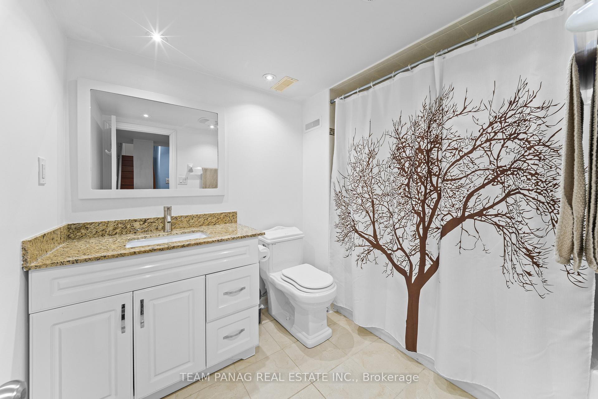 Photo 37 of 10 Crystalhill Drive, Brampton, Vales of Castlemore — HOMEH