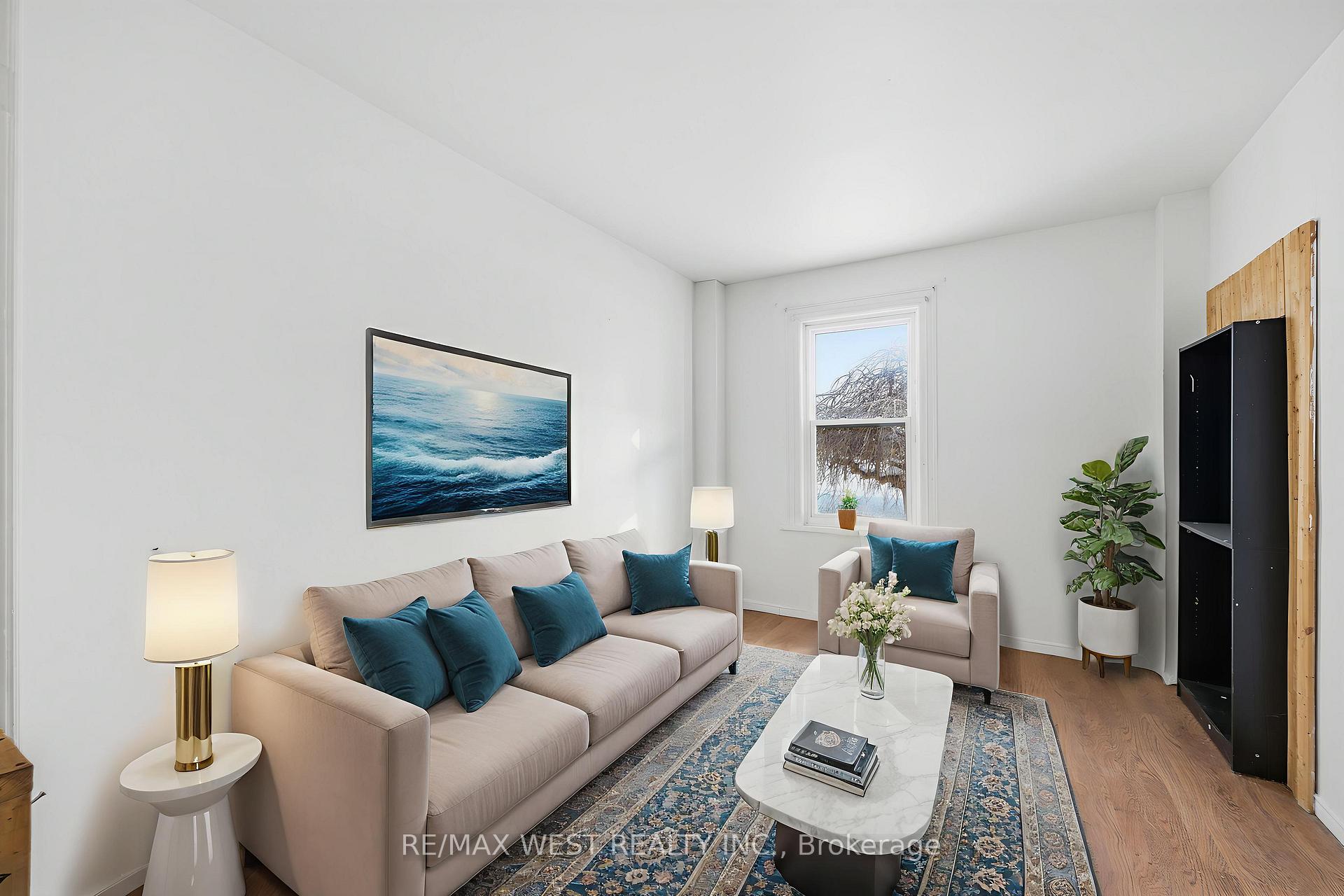 Photo 1 of 266 Wolfe Street, Peterborough, Town Ward 3 — HOMEH
