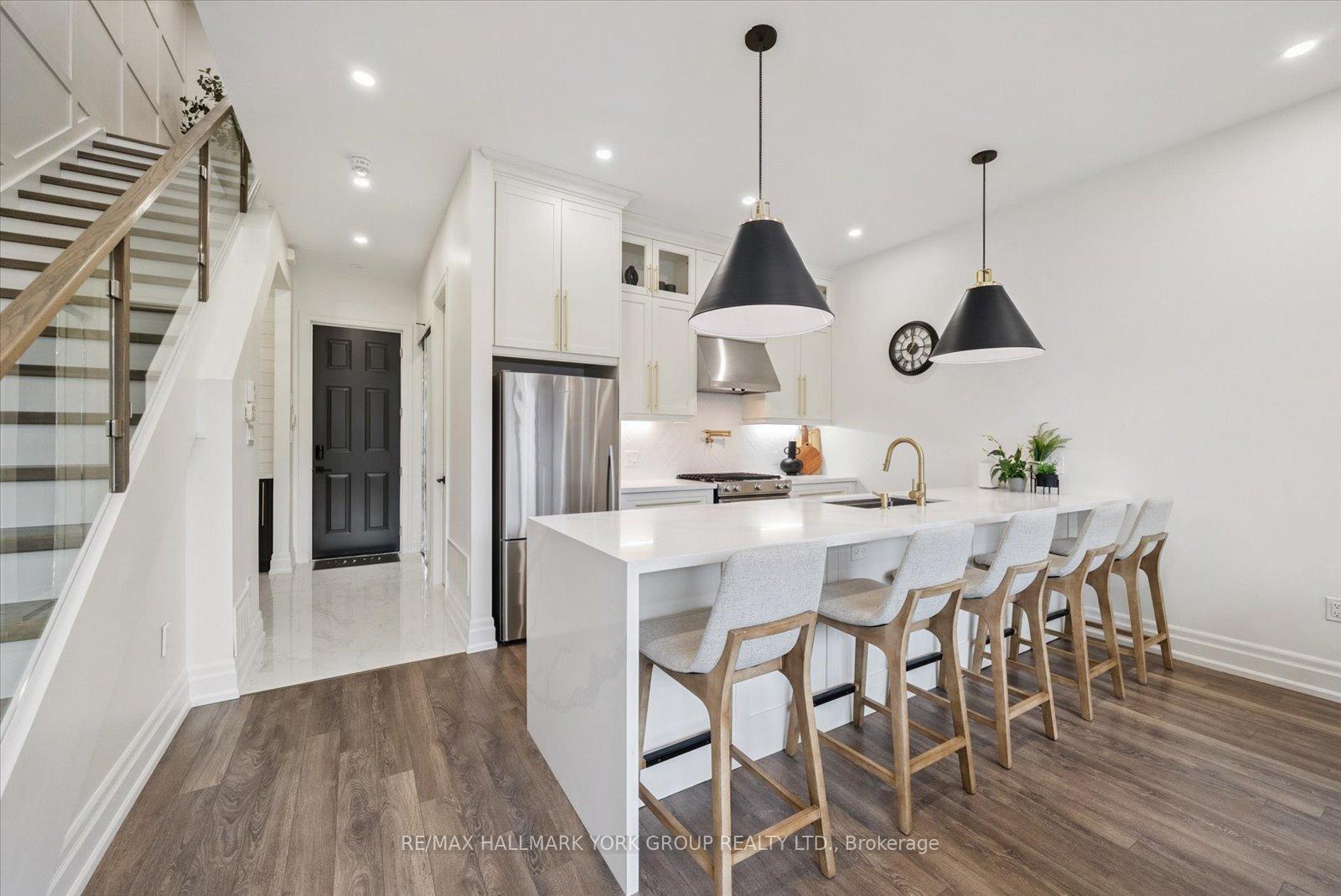 Photo 5 of 3753 Riva Avenue, Innisfil, Rural Innisfil — HOMEH