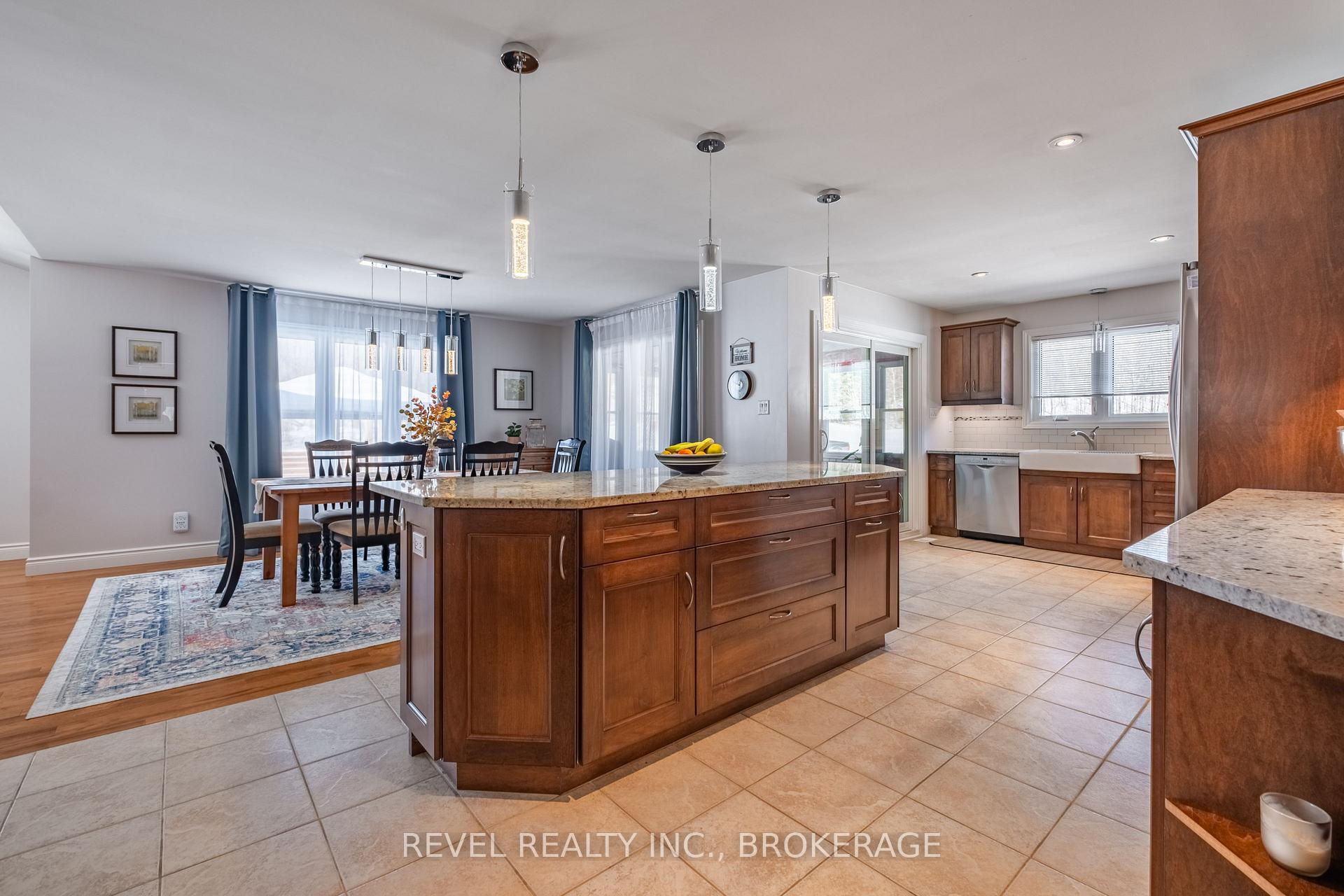 Photo 13 of 2082 Burnt Hills Road, Frontenac, Frontenac South — HOMEH