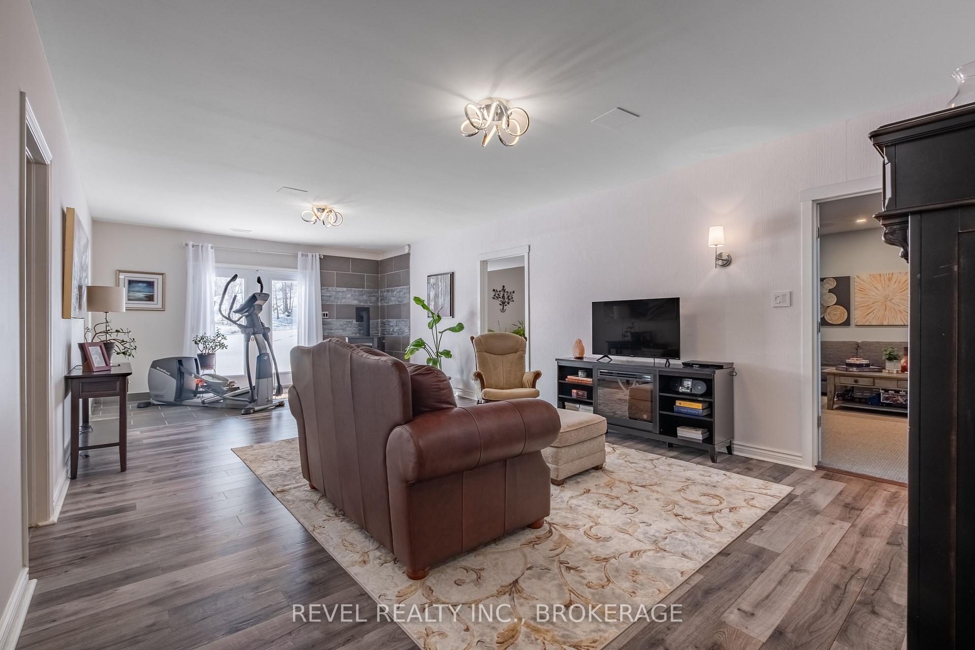Photo 27 of 2082 Burnt Hills Road, Frontenac, Frontenac South — HOMEH