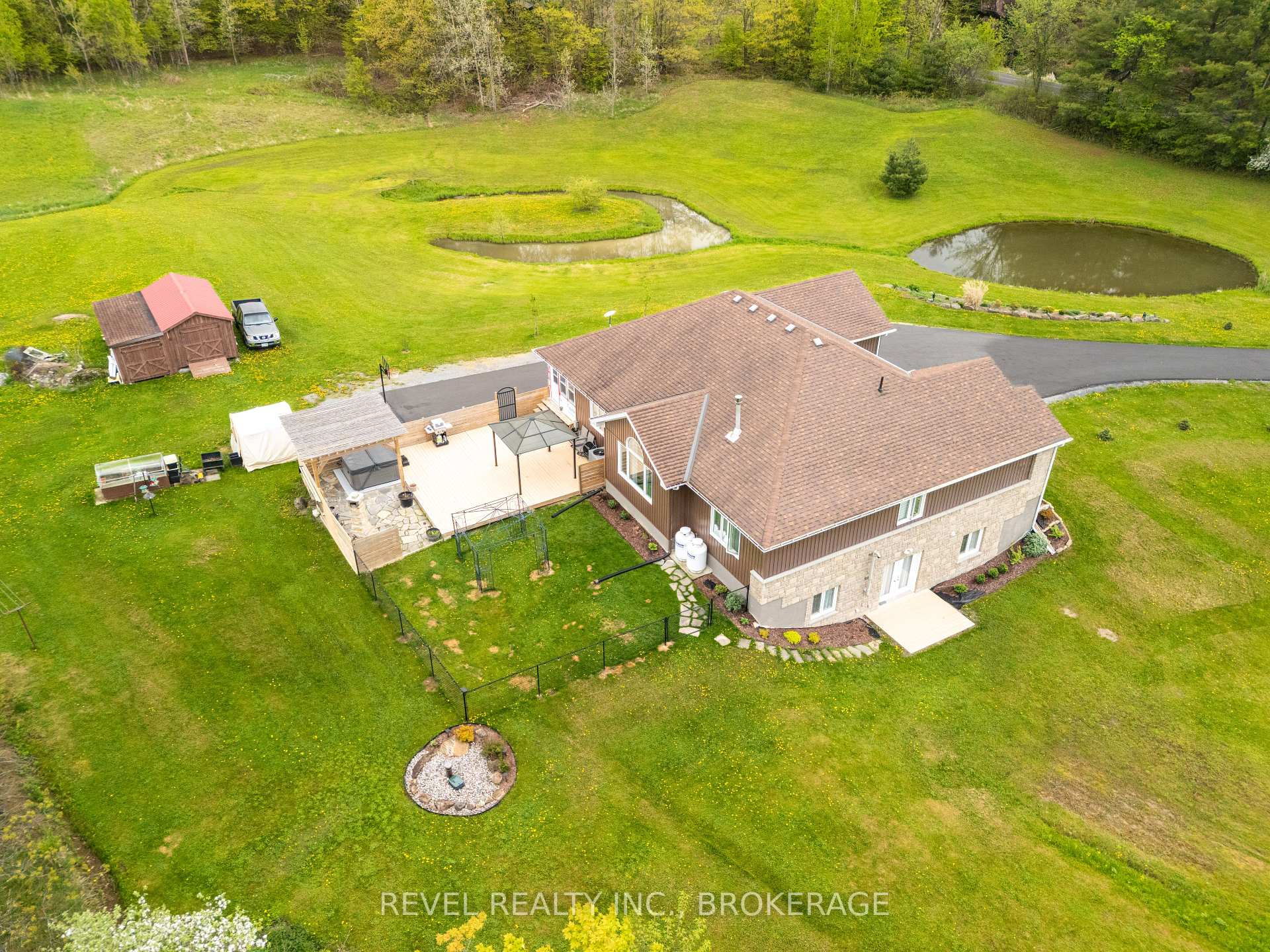 Photo 49 of 2082 Burnt Hills Road, Frontenac, Frontenac South — HOMEH