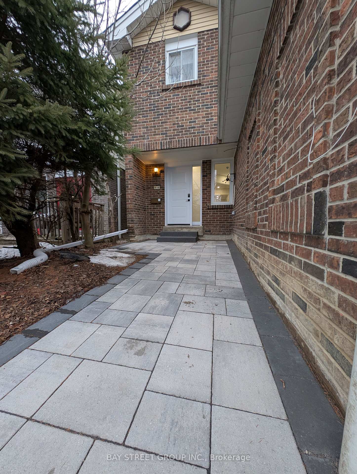 Front of 44 Lilac Avenue