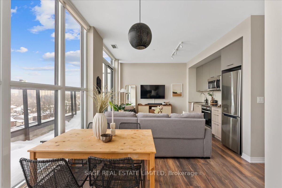 Photo 5 of Unit 810, 2301 Danforth Avenue, Toronto, East End-Danforth — HOMEH