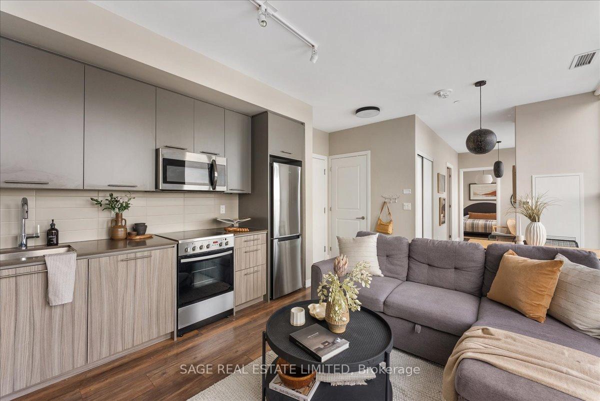 Photo 14 of Unit 810, 2301 Danforth Avenue, Toronto, East End-Danforth — HOMEH