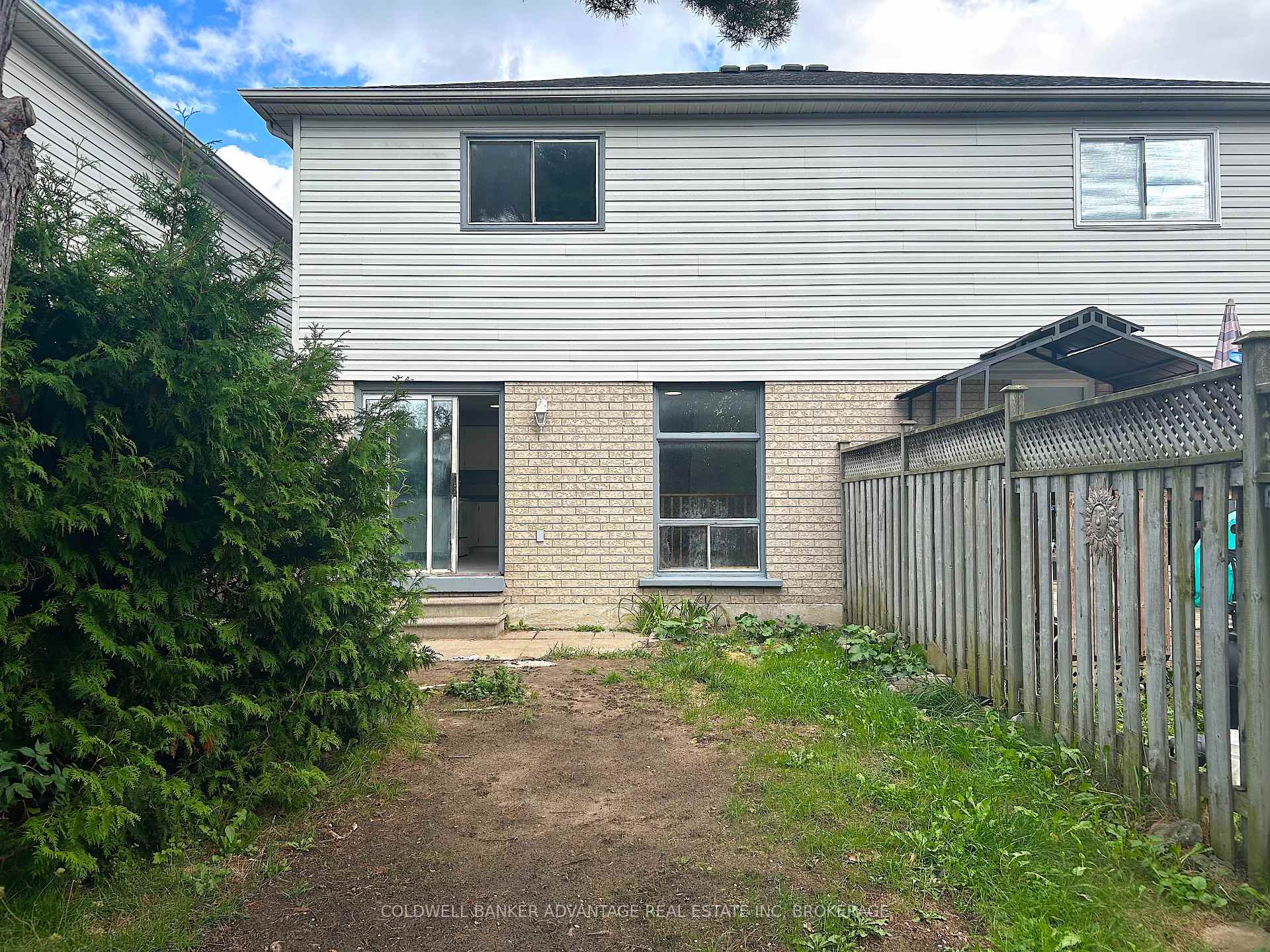 Photo 13 of 16 Cunningham Drive, Barrie, Ardagh — HOMEH