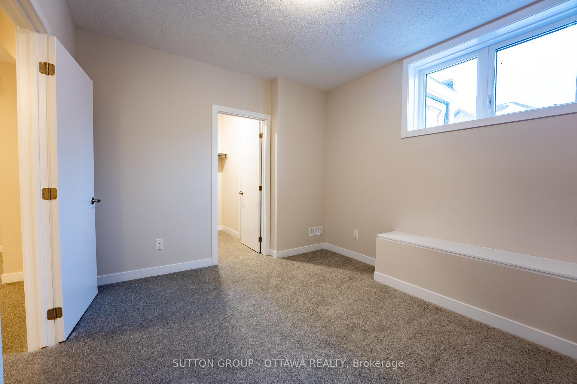 Photo 11 of 177 beebalm Crescent, Ottawa, Barrhaven - Half Moon Bay — HOMEH