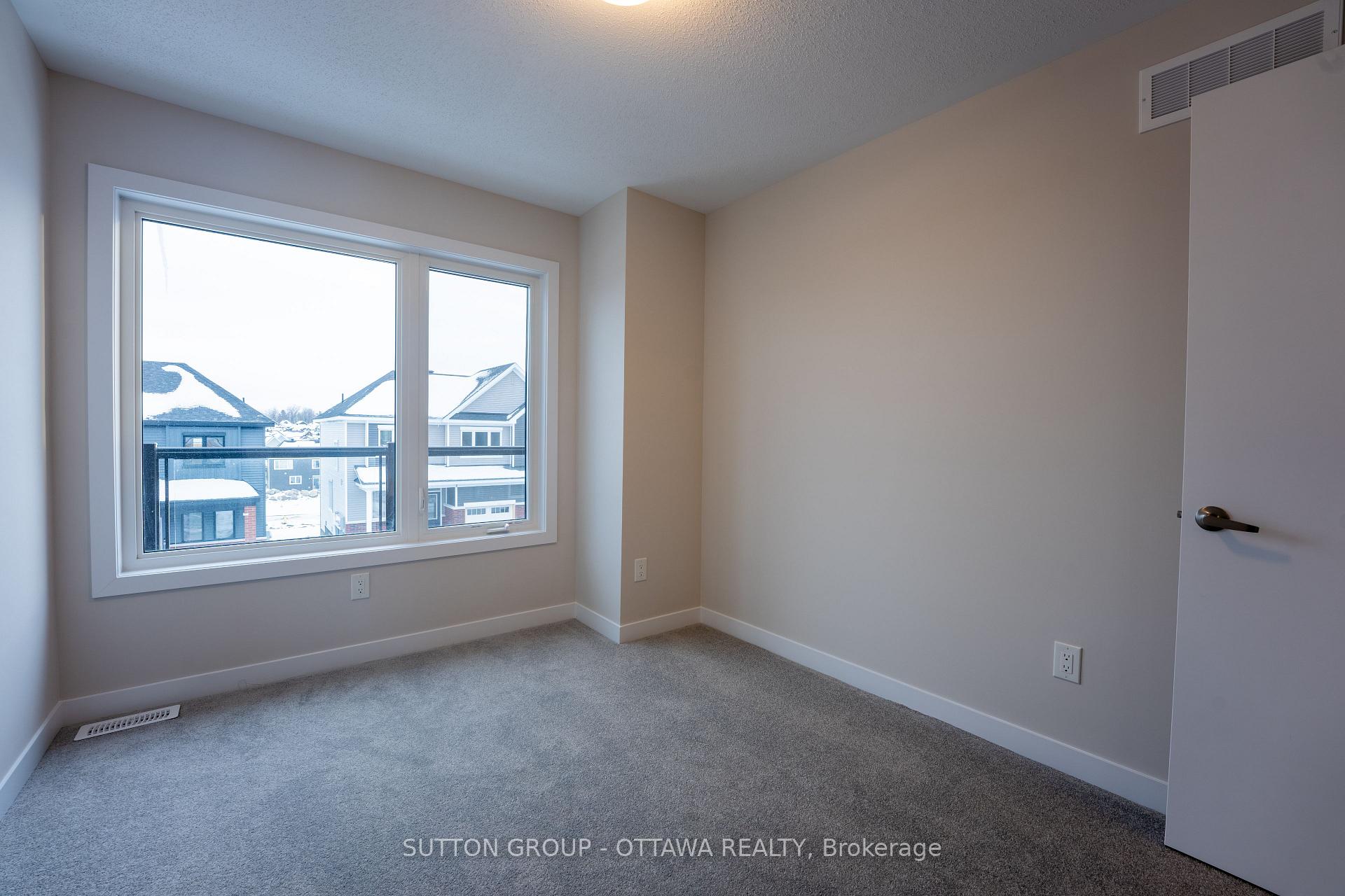 Photo 33 of 177 beebalm Crescent, Ottawa, Barrhaven - Half Moon Bay — HOMEH