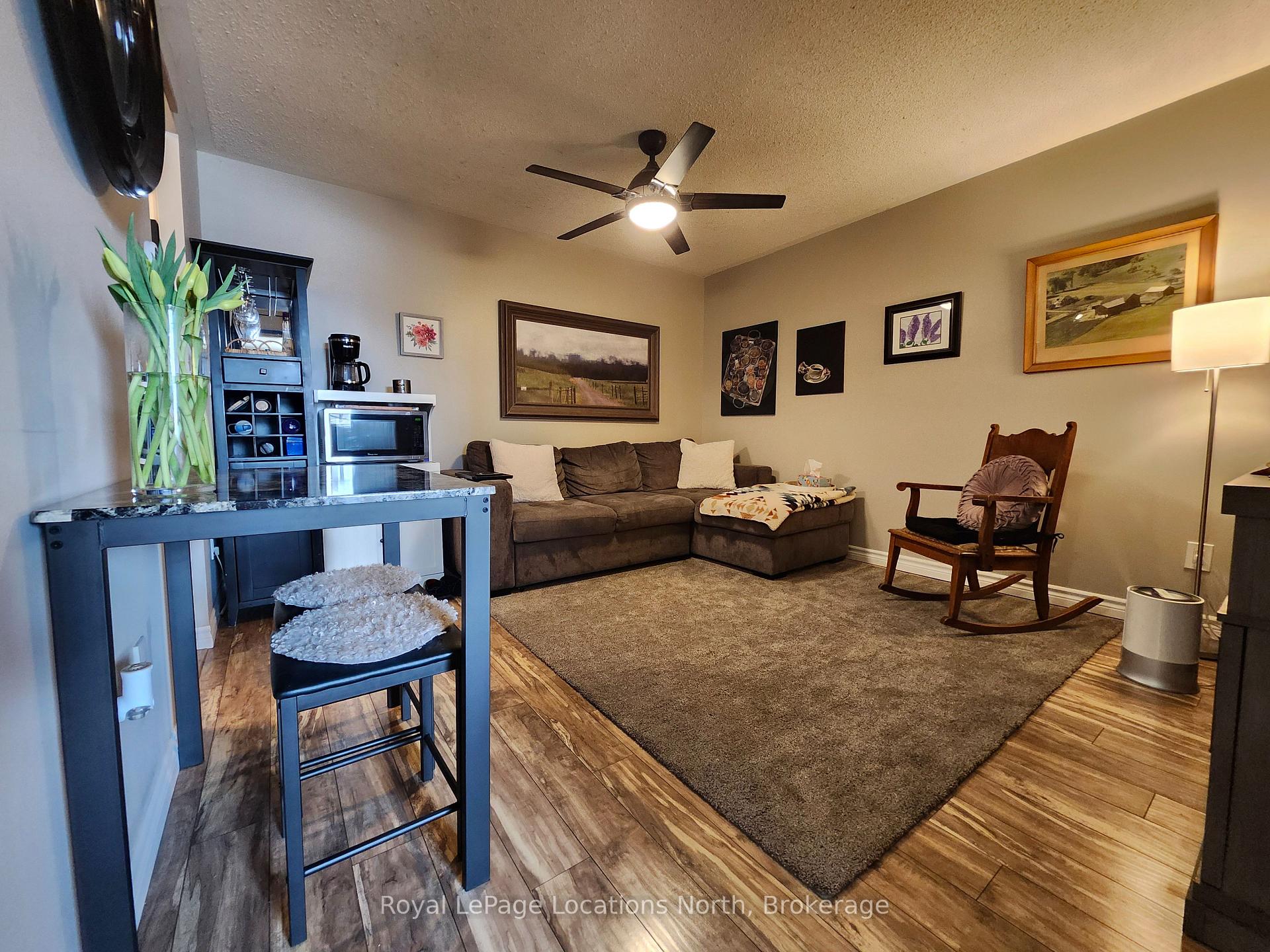 Photo 3 of Unit 302, 173 Eighth Street, Collingwood — HOMEH