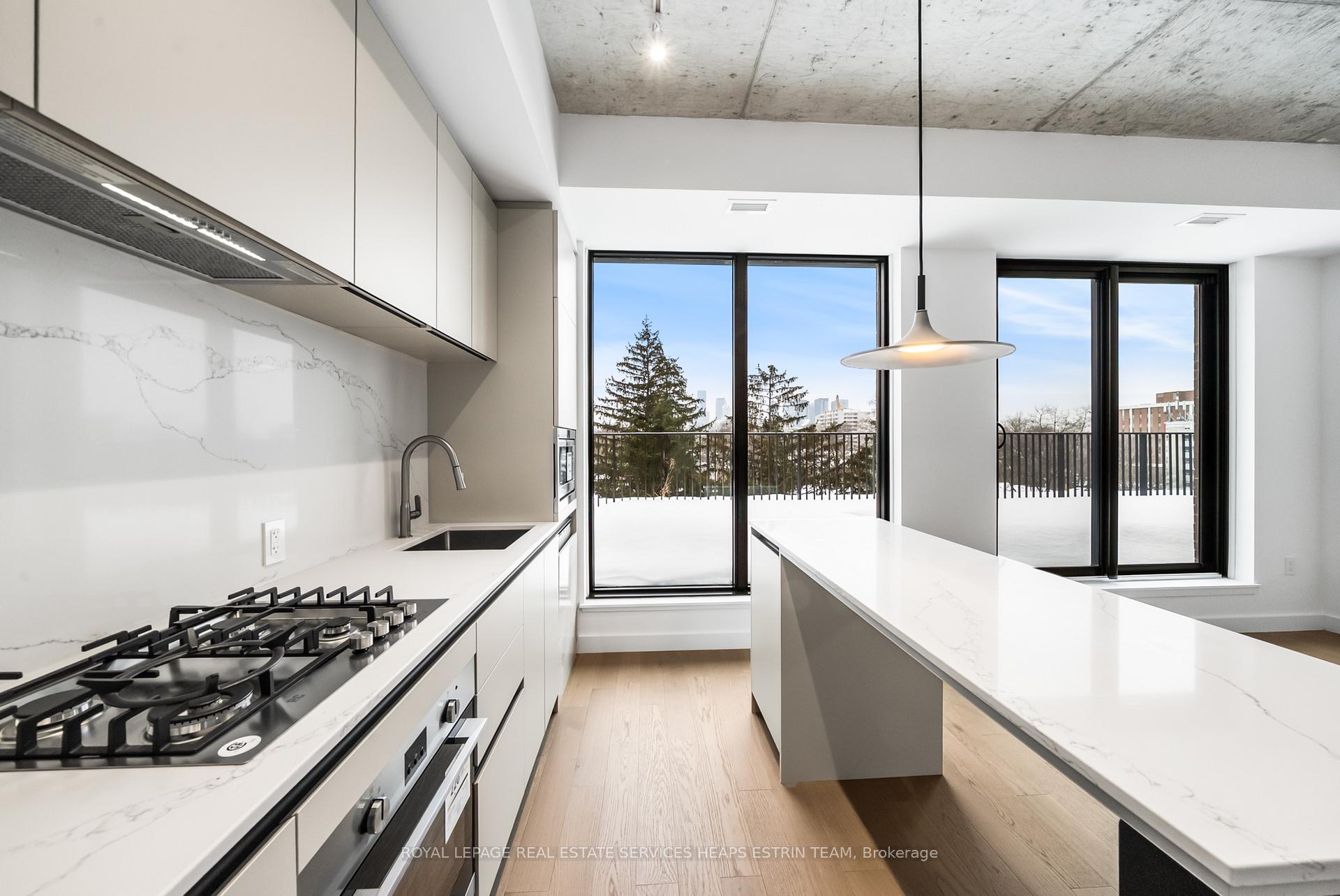 Photo 5 of Unit 701, 1720 Bayview Avenue, Toronto, Mount Pleasant East — HOMEH