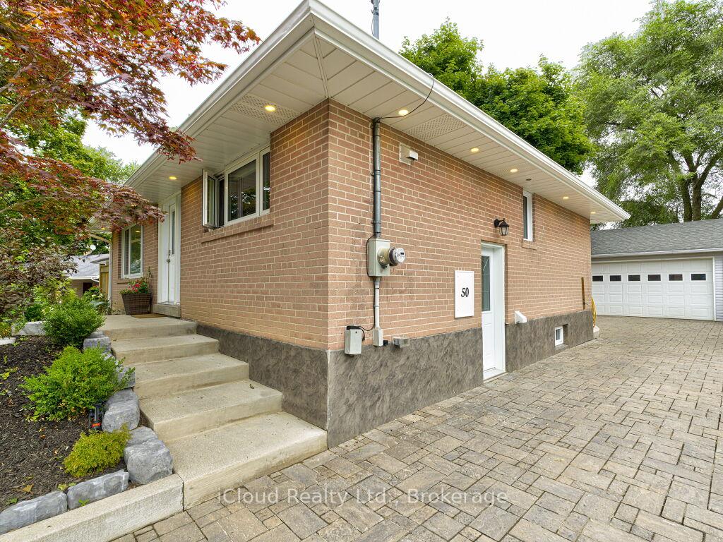 Photo 4 of 50 Mcgilvray Crescent, Halton Hills, Georgetown — HOMEH