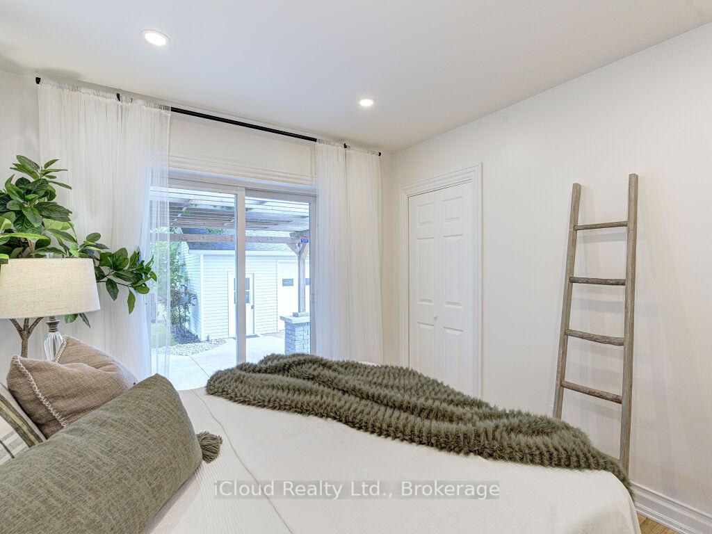 Photo 24 of 50 Mcgilvray Crescent, Halton Hills, Georgetown — HOMEH