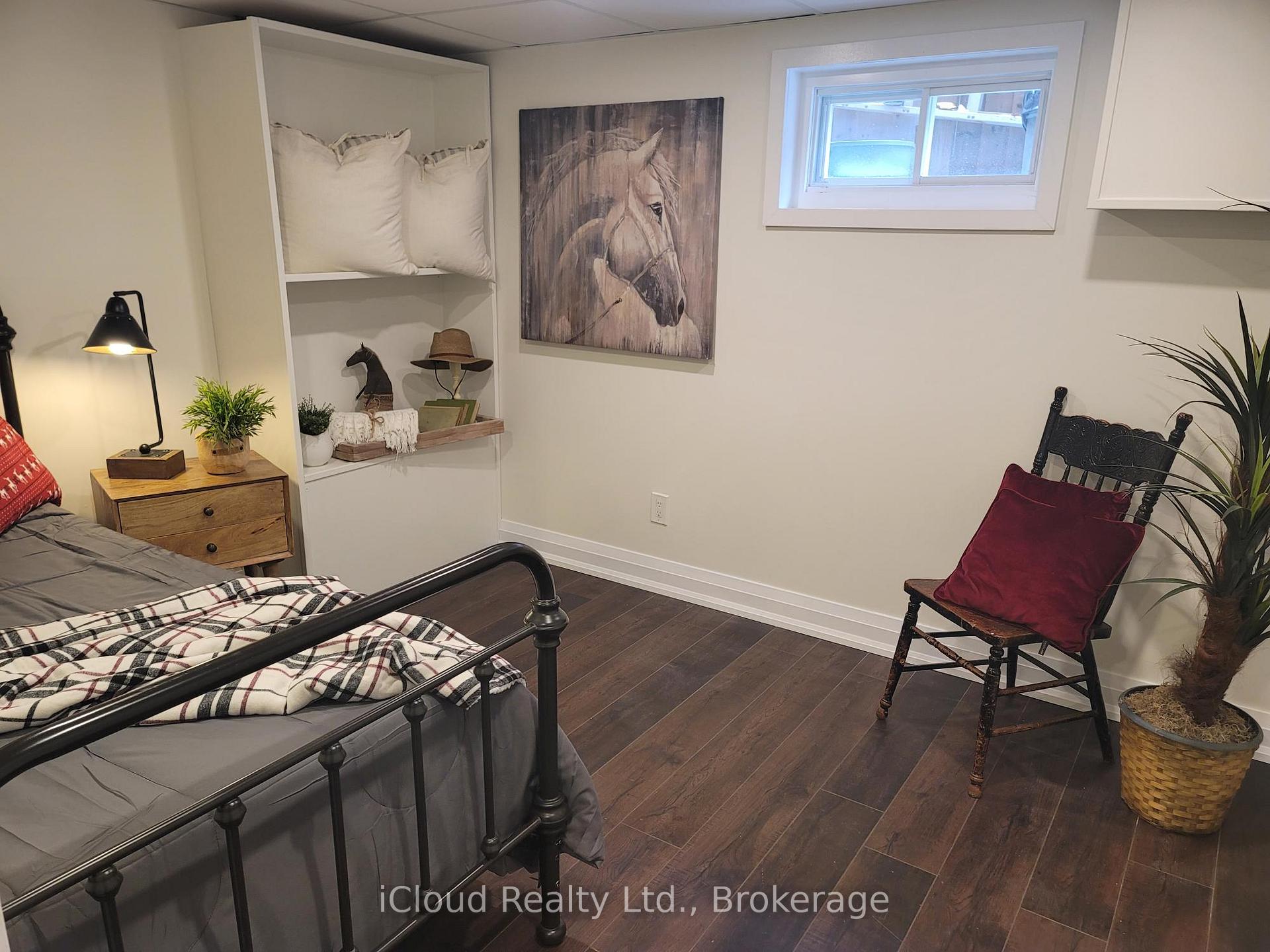 Photo 34 of 50 Mcgilvray Crescent, Halton Hills, Georgetown — HOMEH