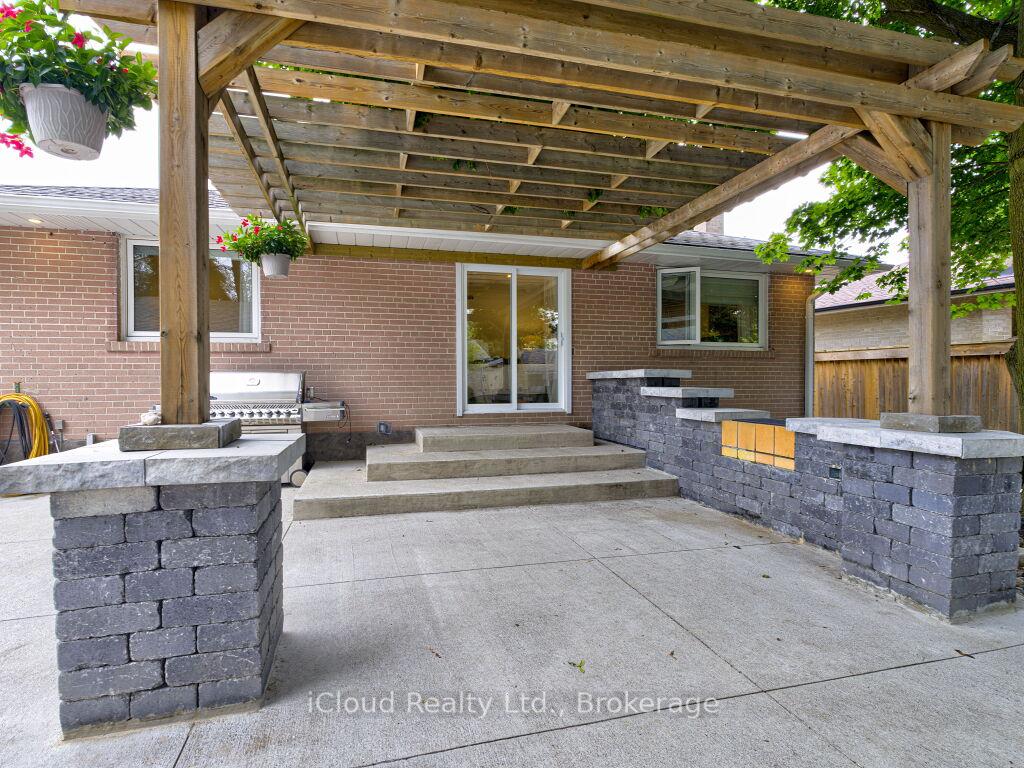 Photo 45 of 50 Mcgilvray Crescent, Halton Hills, Georgetown — HOMEH