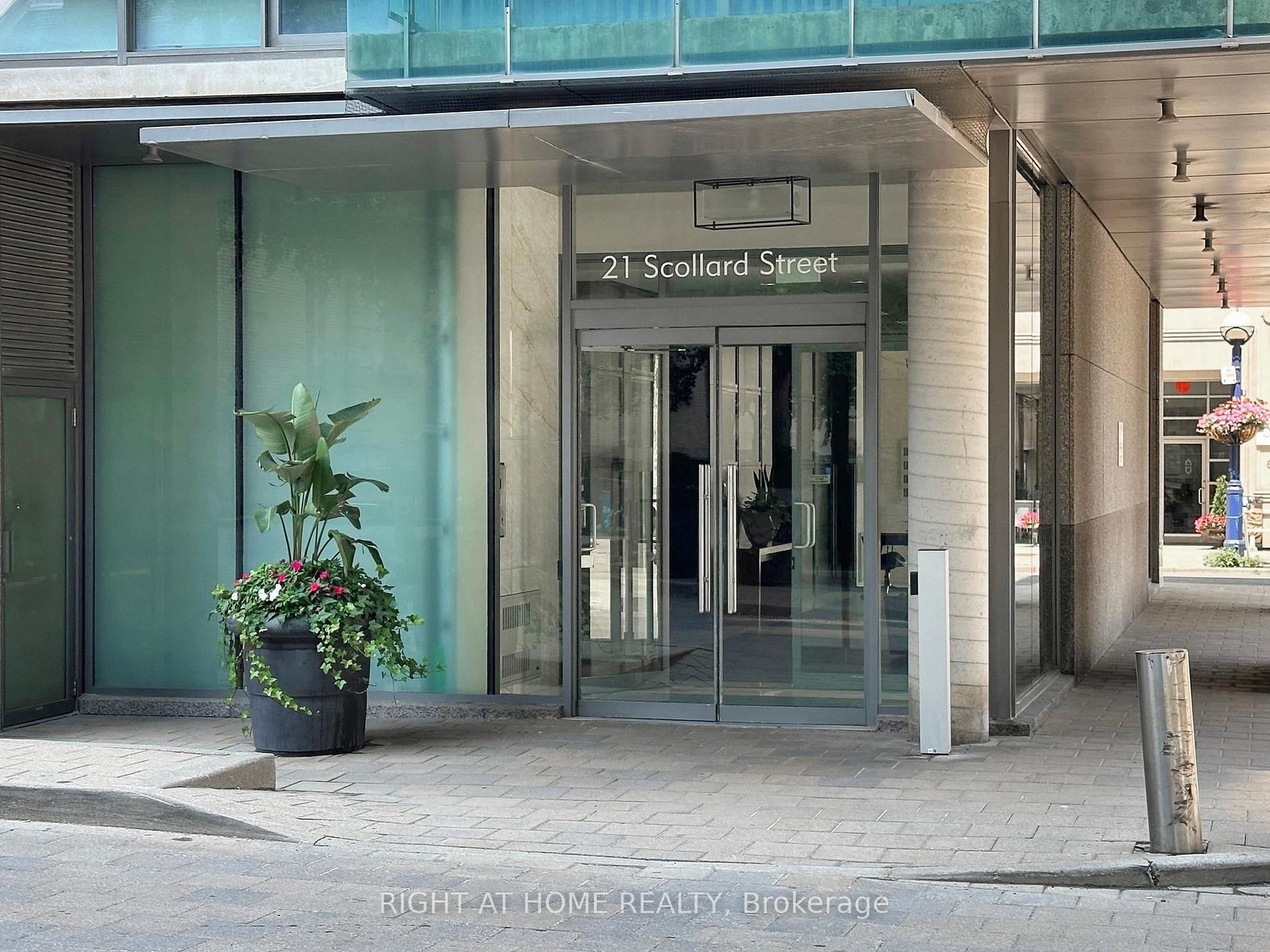 Front of Unit 207, 21 Scollard Street