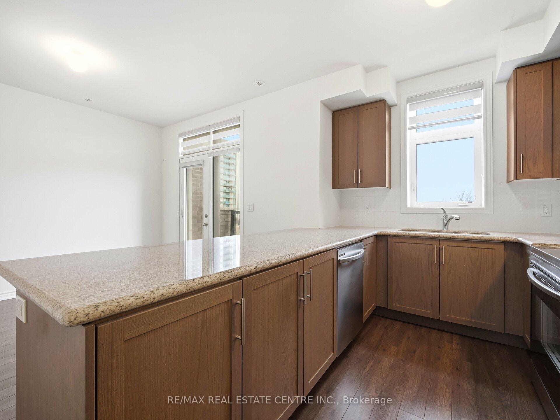 Photo 15 of Unit 413, 70 Halliford Place, Brampton, Goreway Drive Corridor — HOMEH