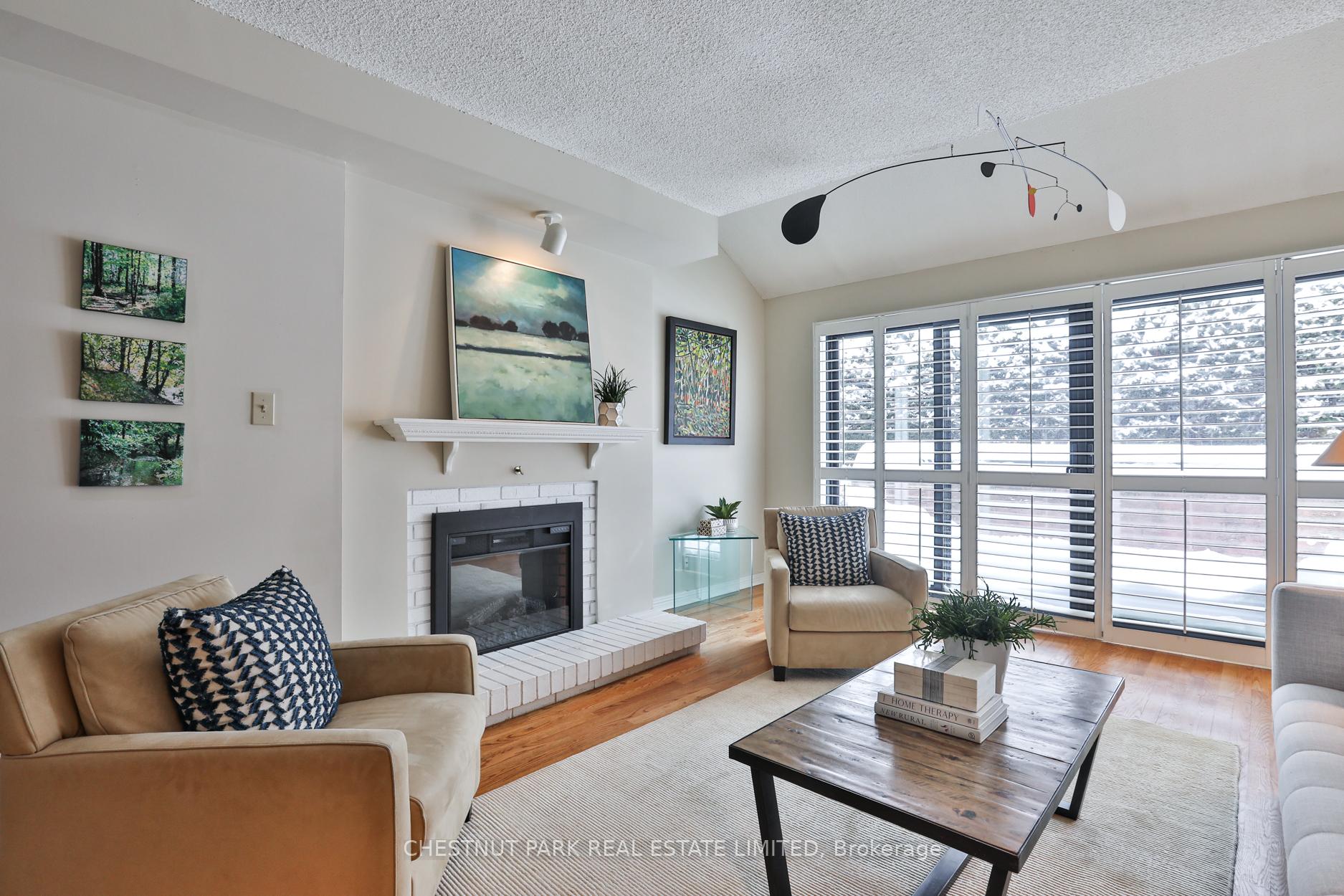 Photo 5 of Unit 104, 10 Walker Avenue, Toronto, Yonge-St. Clair — HOMEH