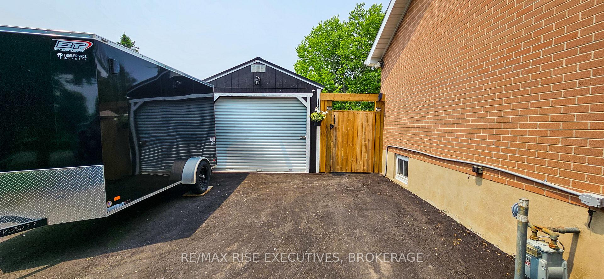 Photo 5 of 1453 Woodfield Crescent, Kingston, City Northwest — HOMEH