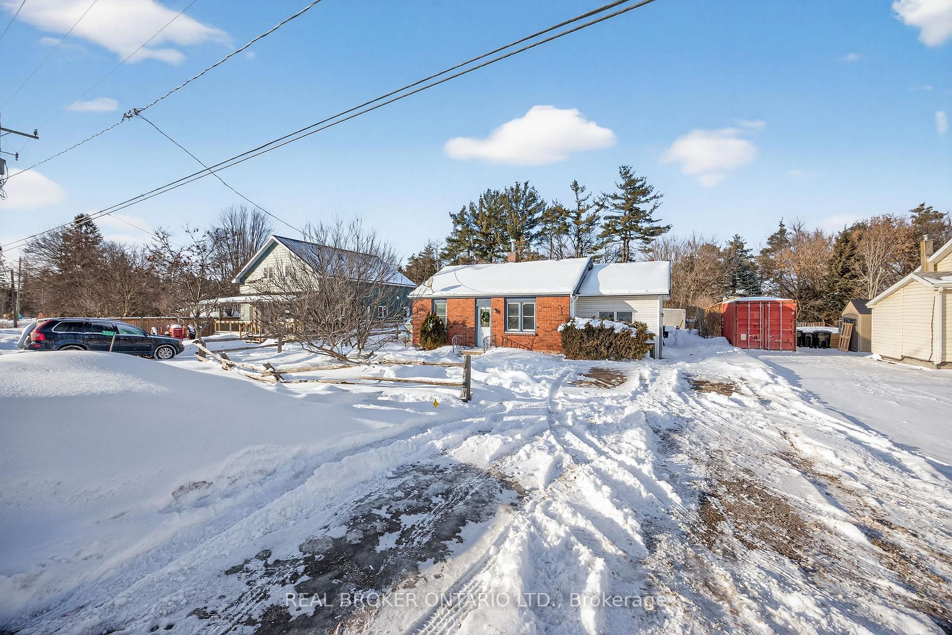 Photo 2 of 5520 County Road 90, Springwater, Rural Springwater — HOMEH