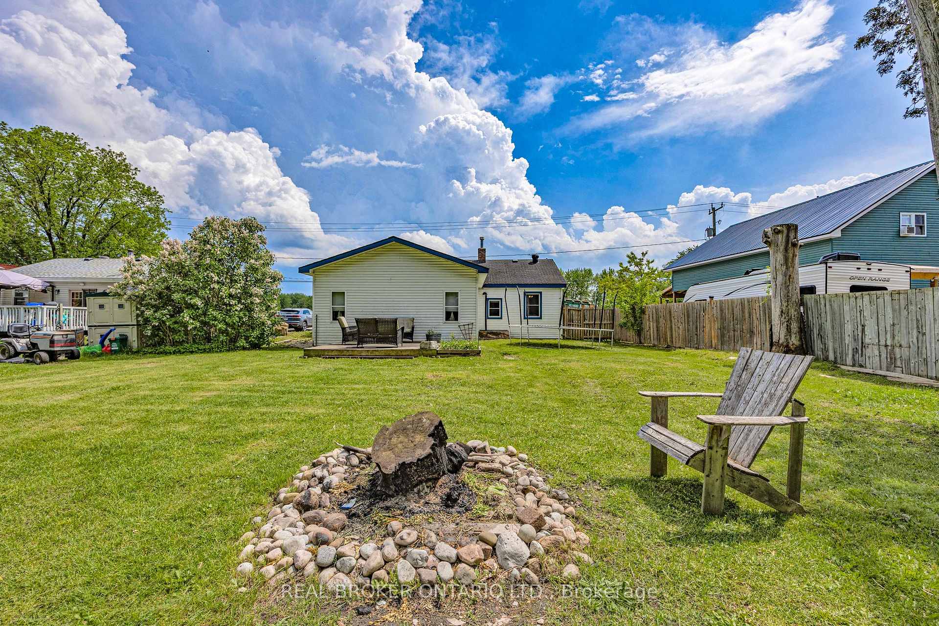 Photo 37 of 5520 County Road 90, Springwater, Rural Springwater — HOMEH
