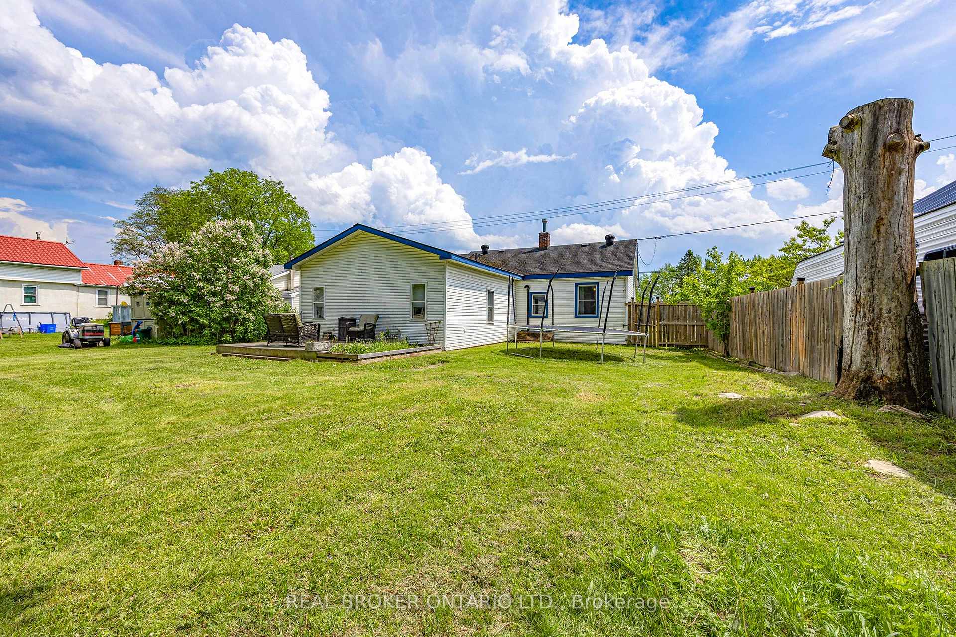 Photo 38 of 5520 County Road 90, Springwater, Rural Springwater — HOMEH