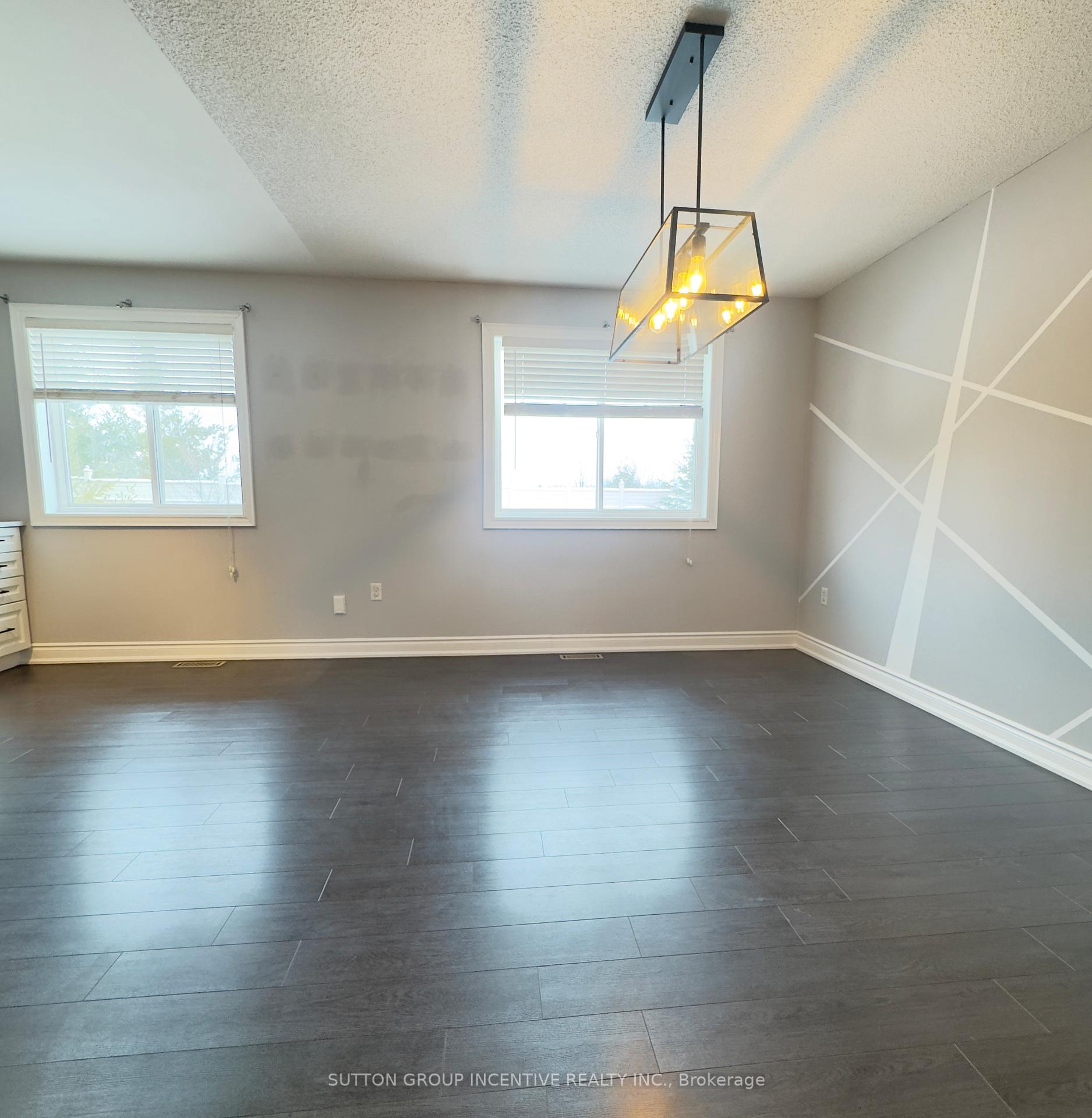 Photo 7 of Unit 5, 49 Ferndale Drive S, Barrie, Ardagh — HOMEH