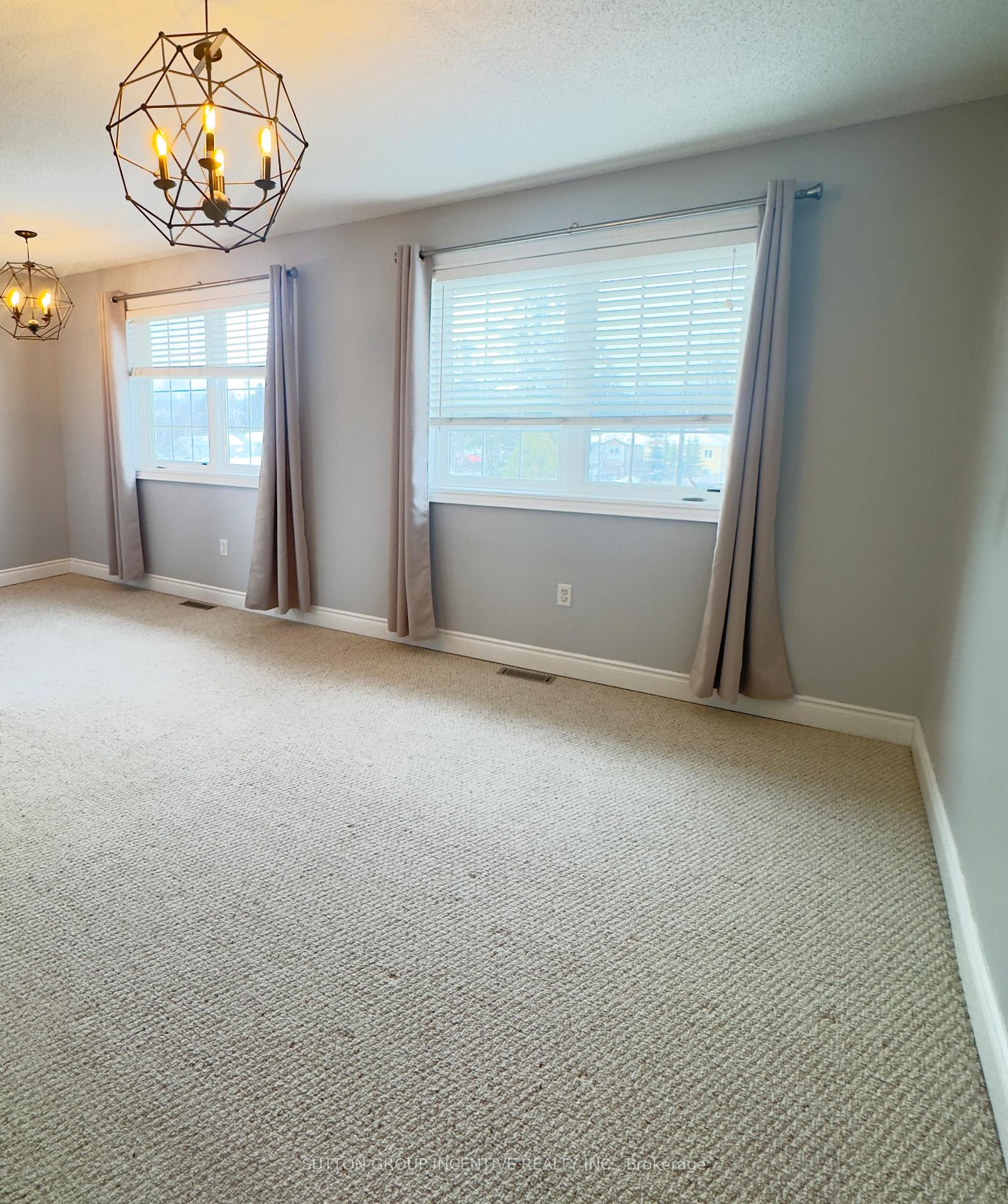 Photo 9 of Unit 5, 49 Ferndale Drive S, Barrie, Ardagh — HOMEH