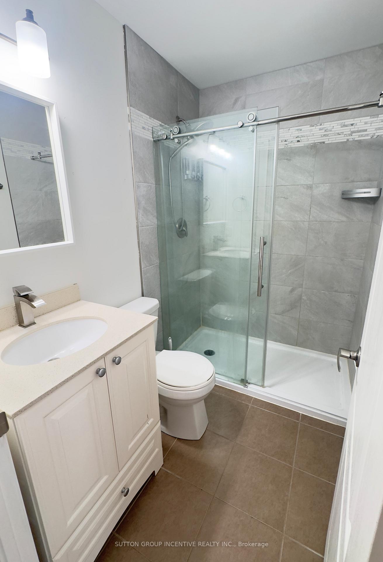 Photo 12 of Unit 5, 49 Ferndale Drive S, Barrie, Ardagh — HOMEH