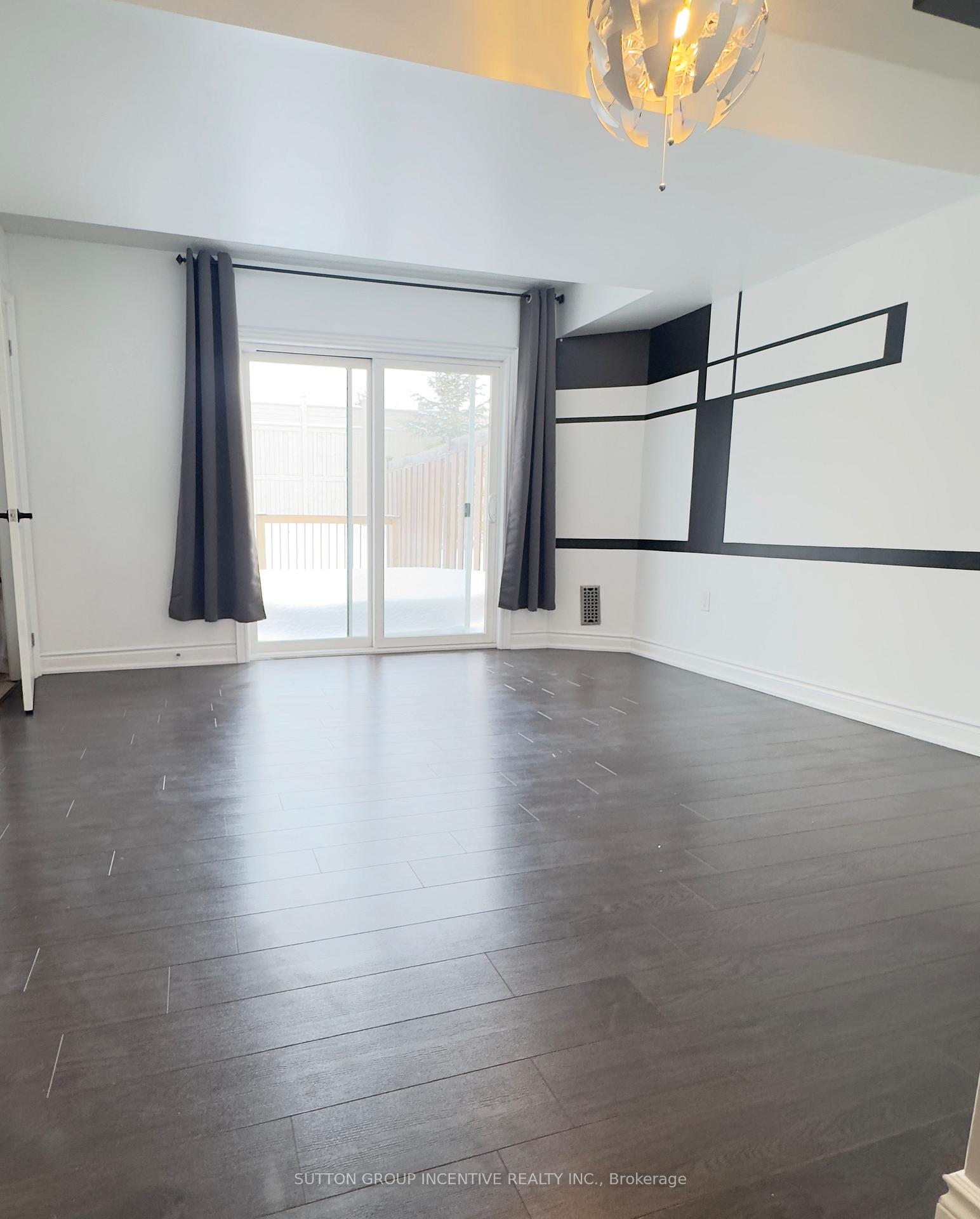 Photo 16 of Unit 5, 49 Ferndale Drive S, Barrie, Ardagh — HOMEH