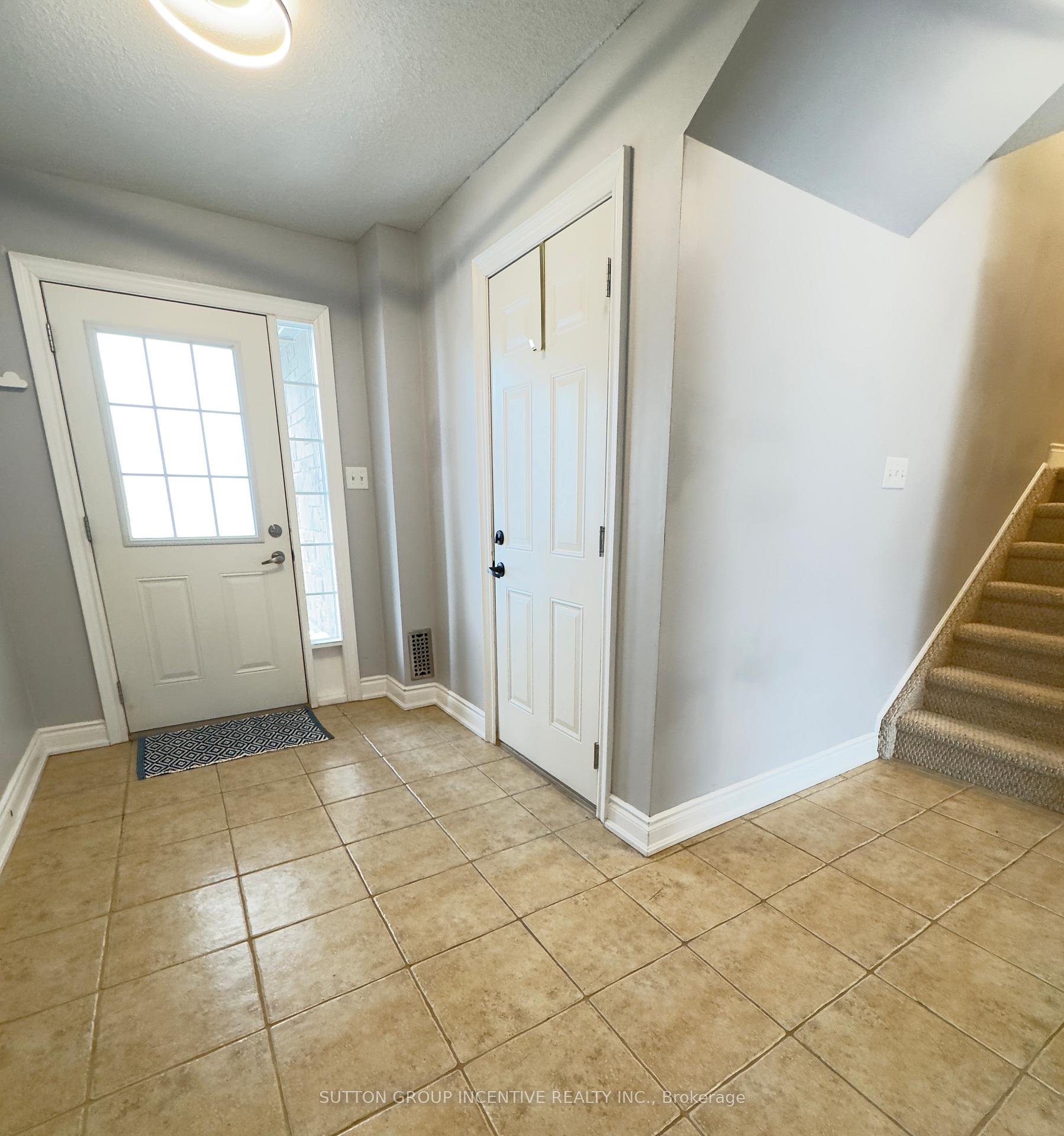 Photo 17 of Unit 5, 49 Ferndale Drive S, Barrie, Ardagh — HOMEH