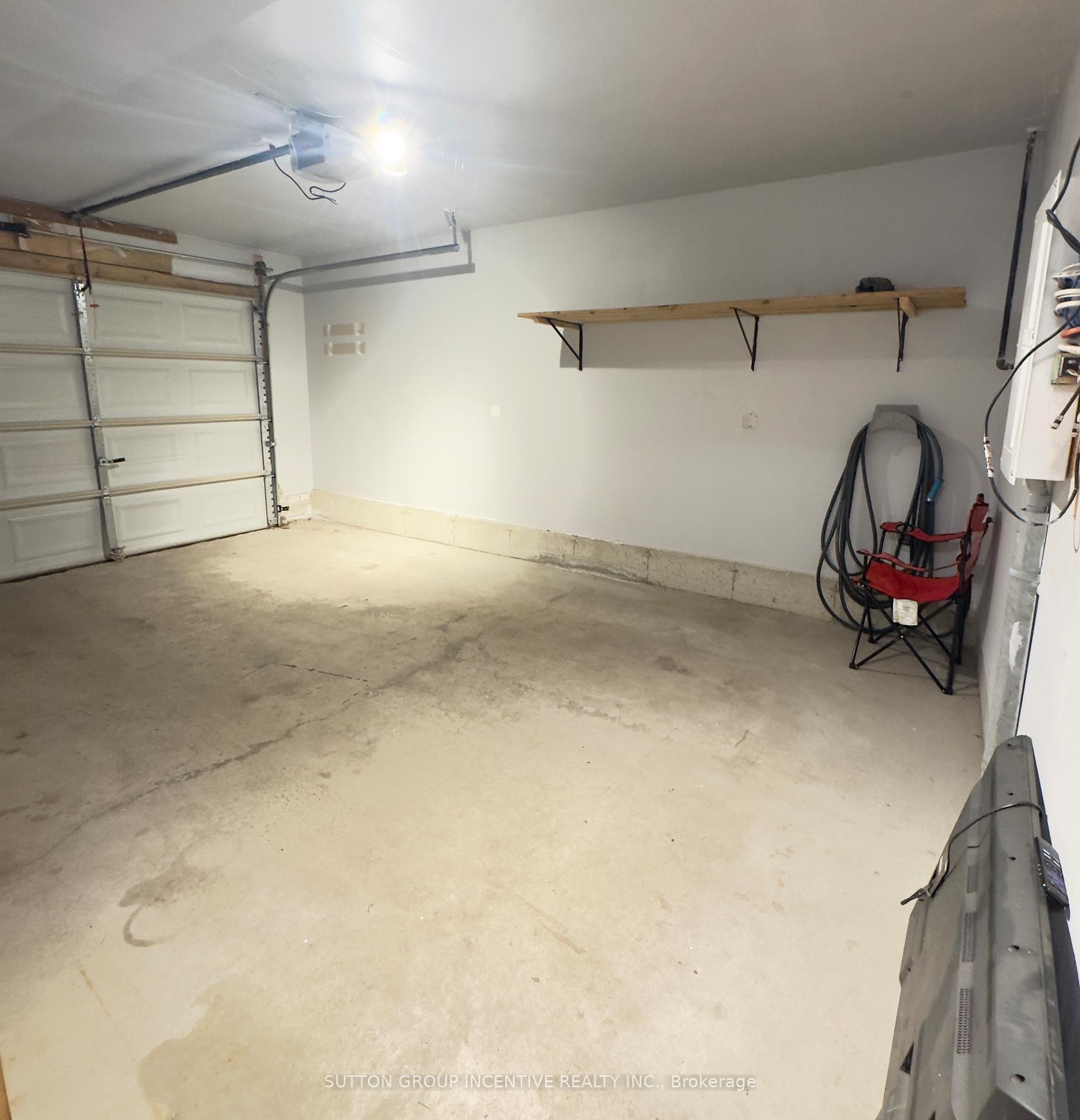 Photo 18 of Unit 5, 49 Ferndale Drive S, Barrie, Ardagh — HOMEH