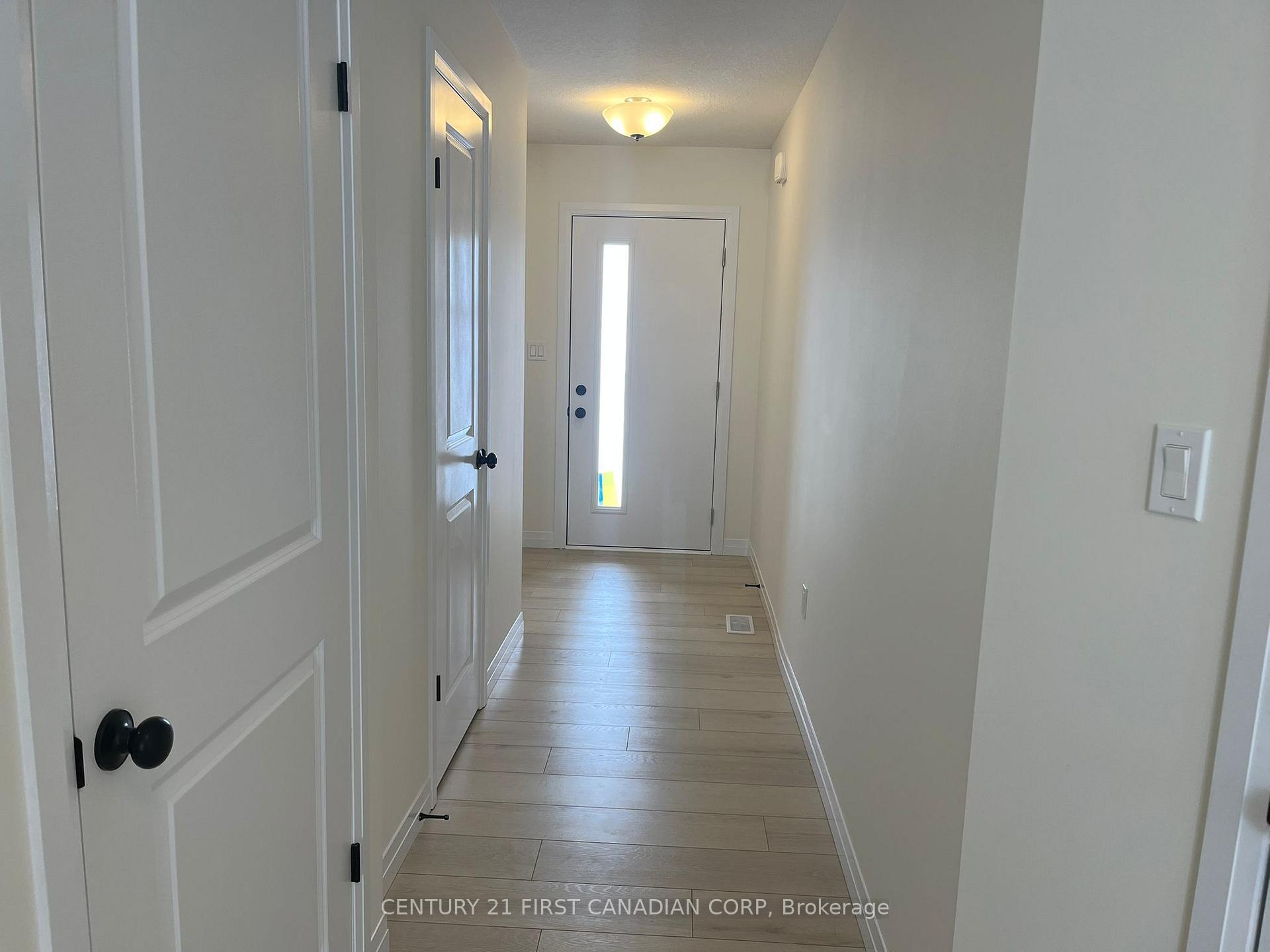 Photo 2 of 19 Becker Street, Stratford — HOMEH