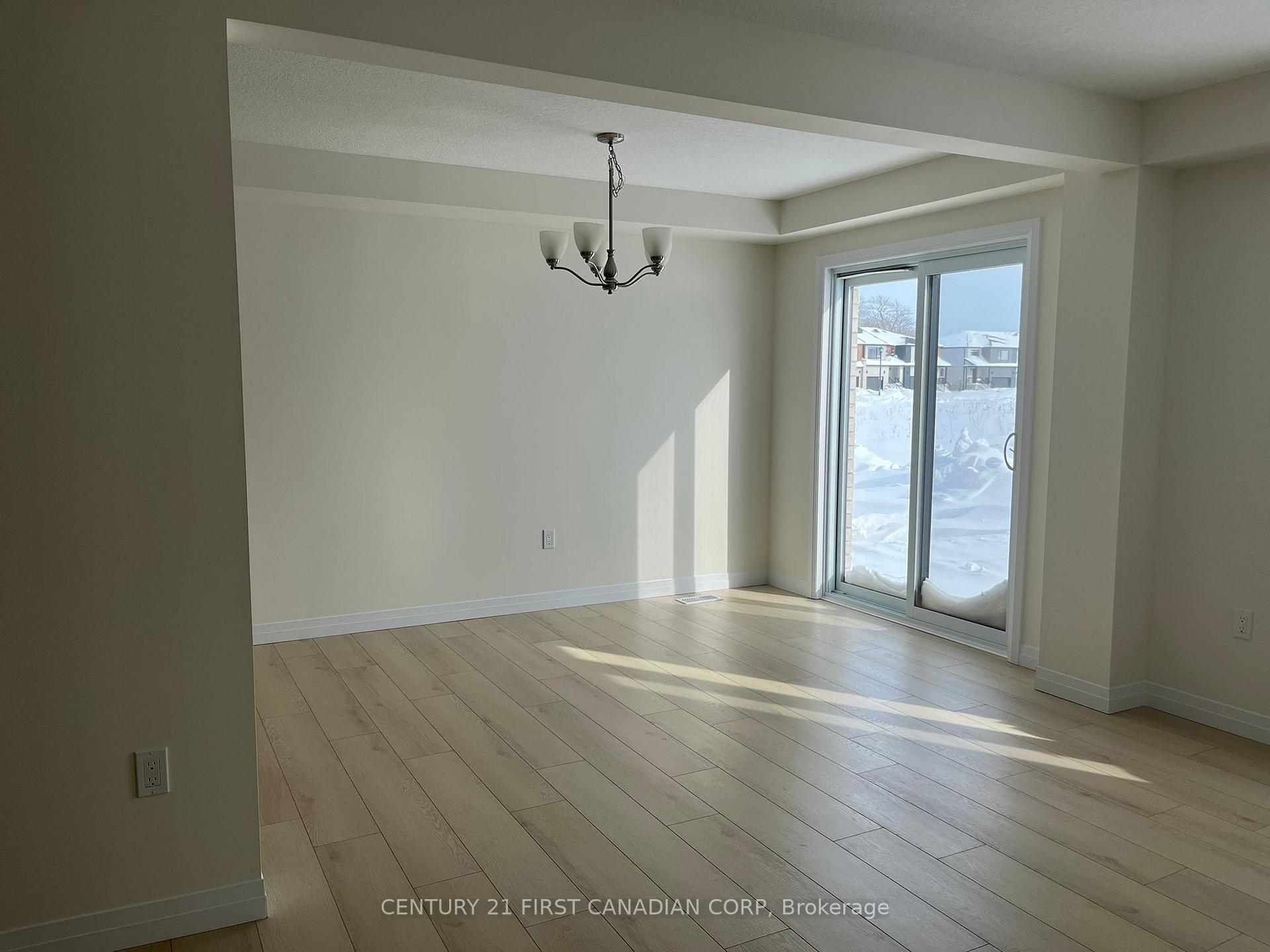 Photo 6 of 19 Becker Street, Stratford — HOMEH