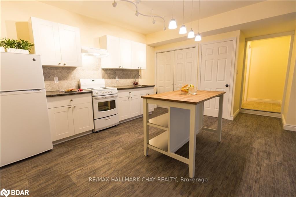 Photo 20 of 109 Revell Street, Gravenhurst, Muskoka (S) — HOMEH