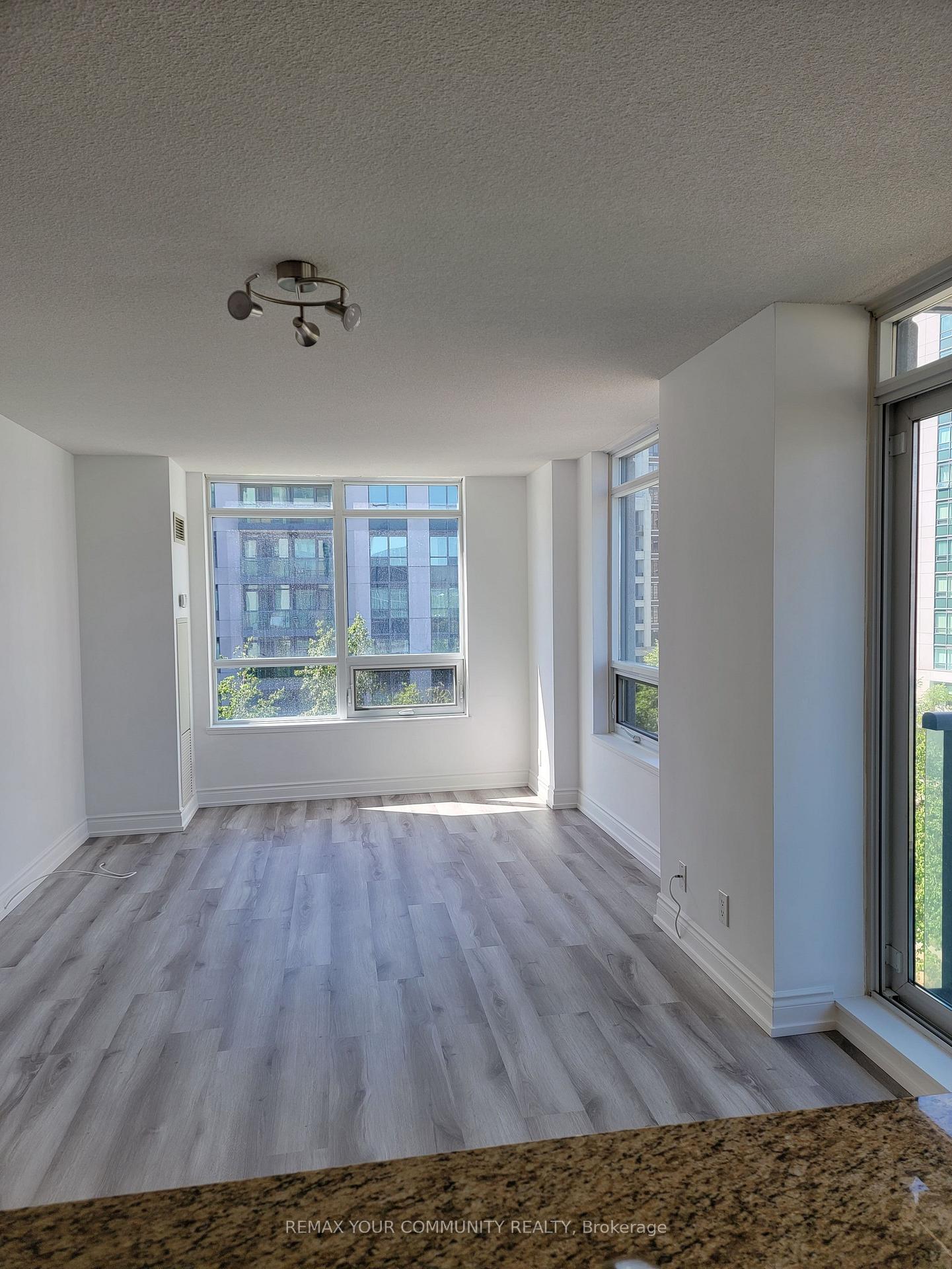 Photo 5 of Unit 605, 32 Clegg Road, Markham, Unionville — HOMEH