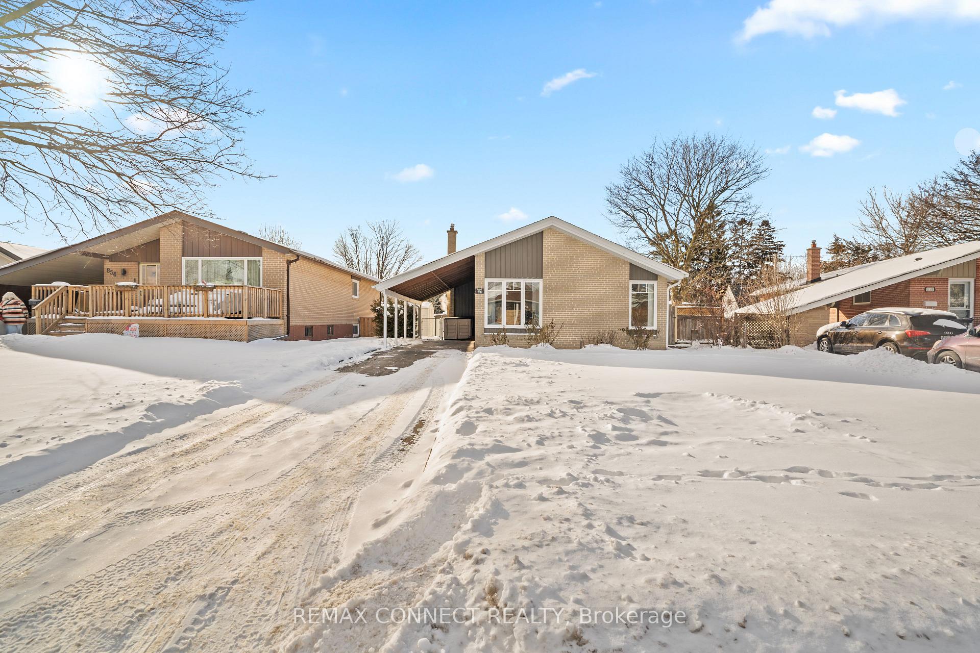 Photo 2 of 856 Chapleau Drive, Pickering, Bay Ridges — HOMEH