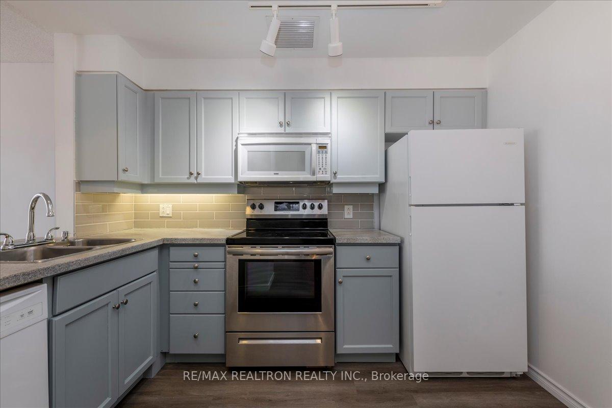 Photo 12 of Unit 48, 74 Ross Street, Barrie, Queen's Park — HOMEH