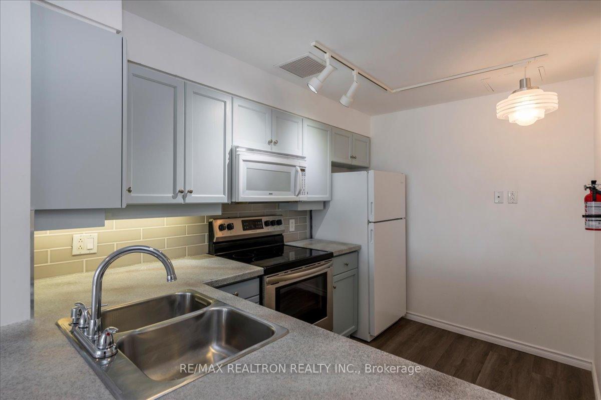 Photo 14 of Unit 48, 74 Ross Street, Barrie, Queen's Park — HOMEH