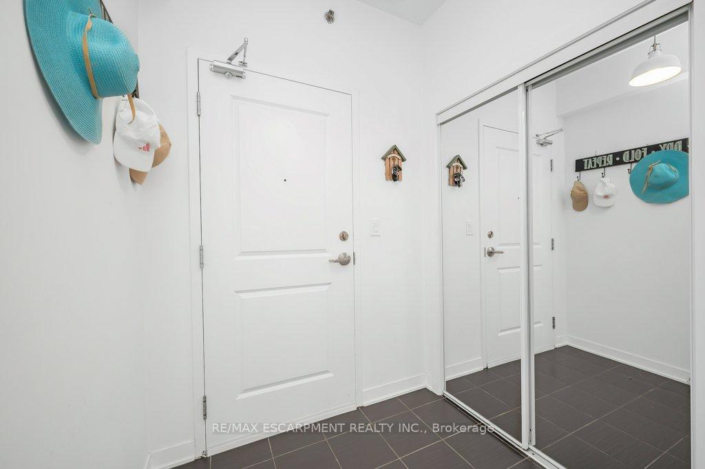 Photo 5 of Unit 302, 90 Charlton Avenue W, Hamilton, Durand — HOMEH